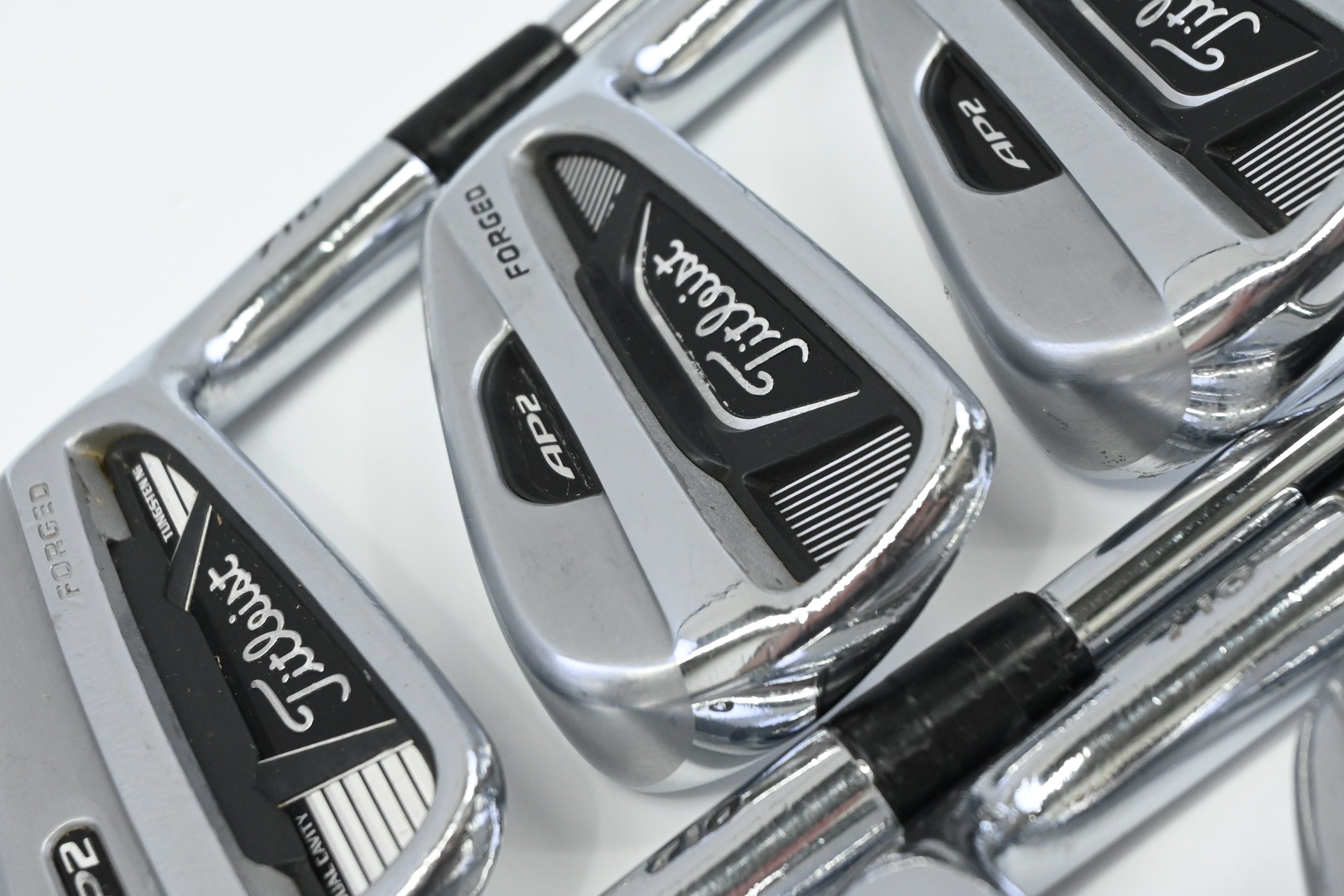 Titleist AP2 710/AP2 712 Combo Irons / 5-PW / Regular Flex Steel Shafts