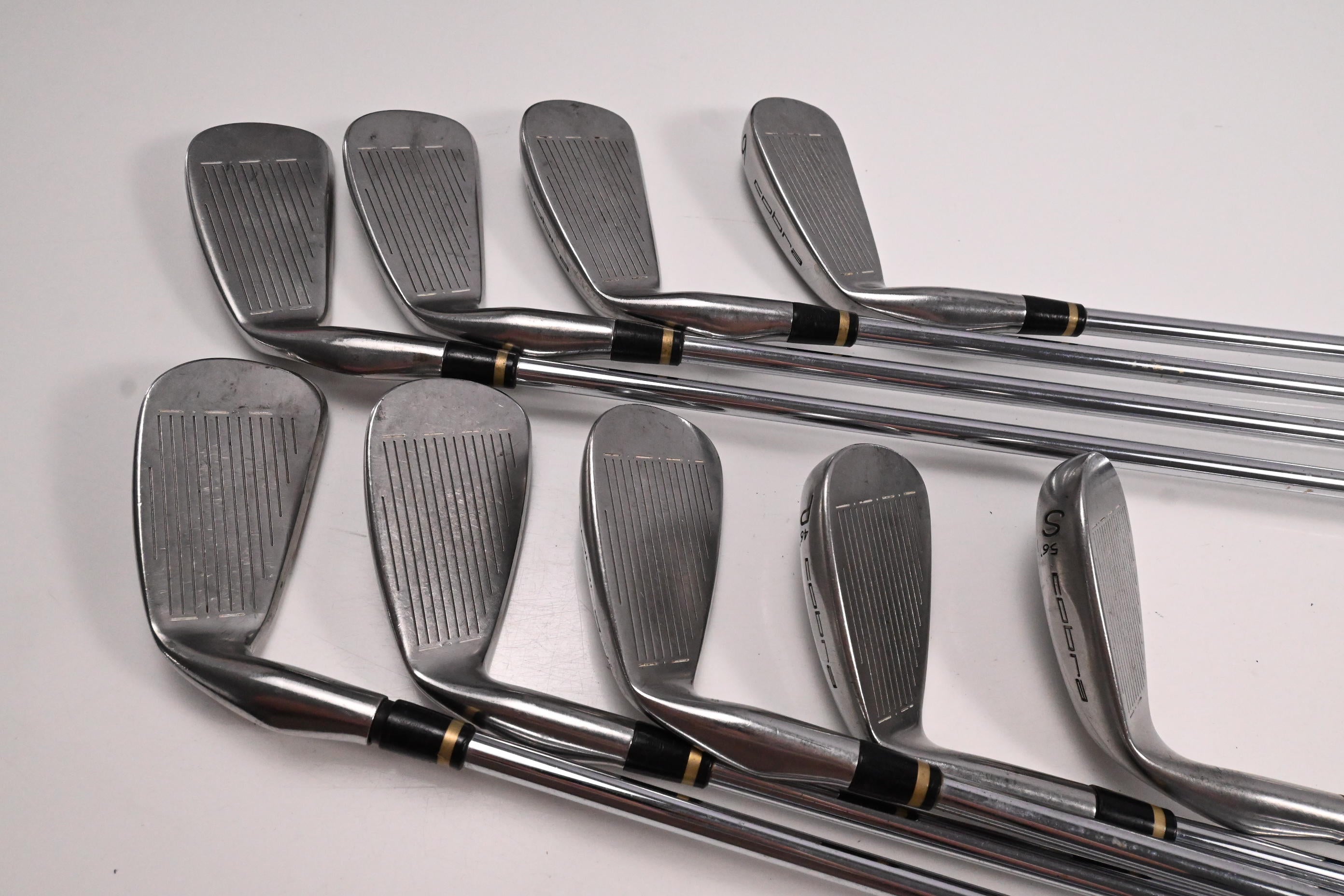 Cobra Gravity Back Irons / 3-PW+SW / Regular Flex Cobra Shafts