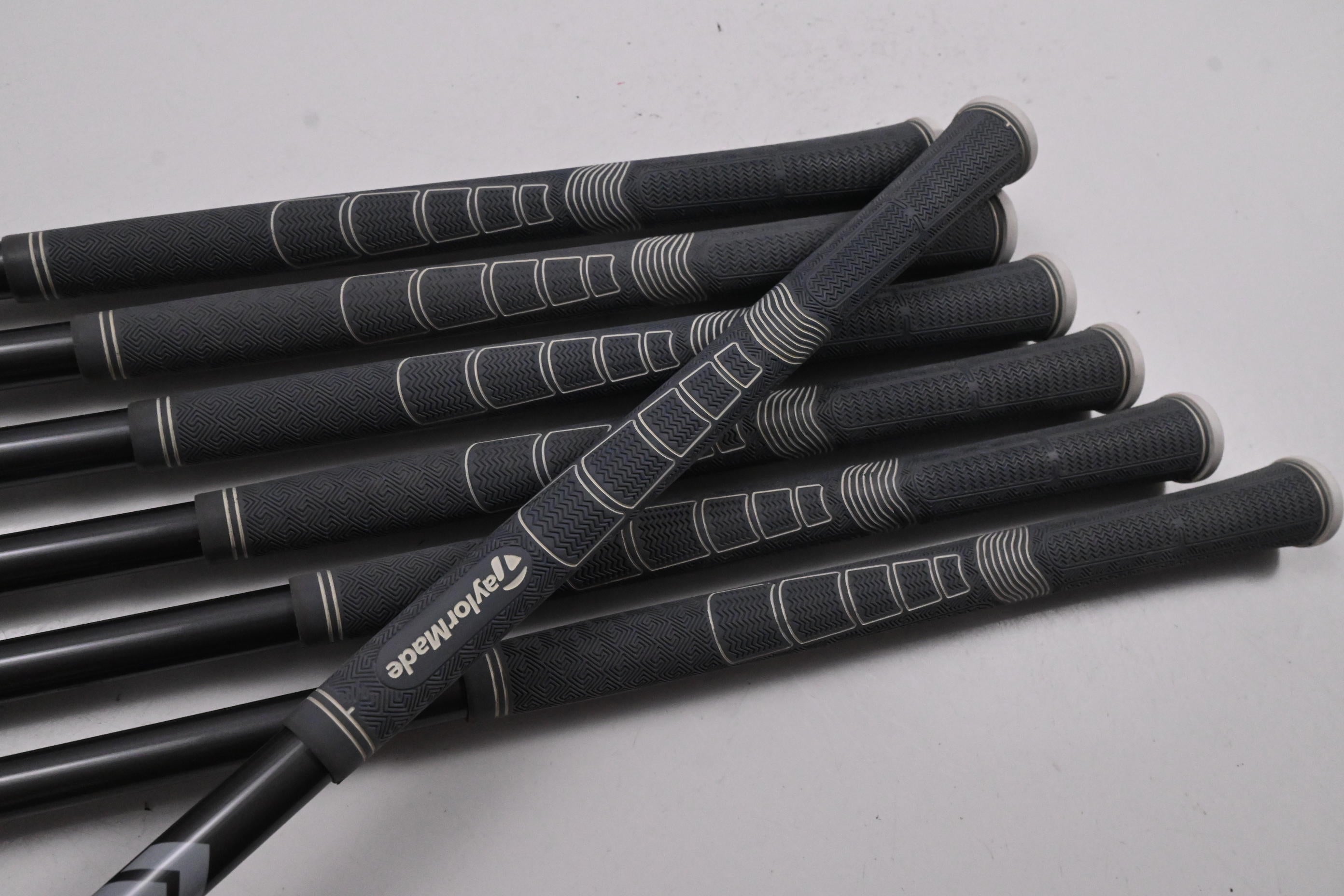Ladies Taylormade Stealth Irons / 5-PW+SW / Ladies Flex Aldila Ascent 45 Shaft