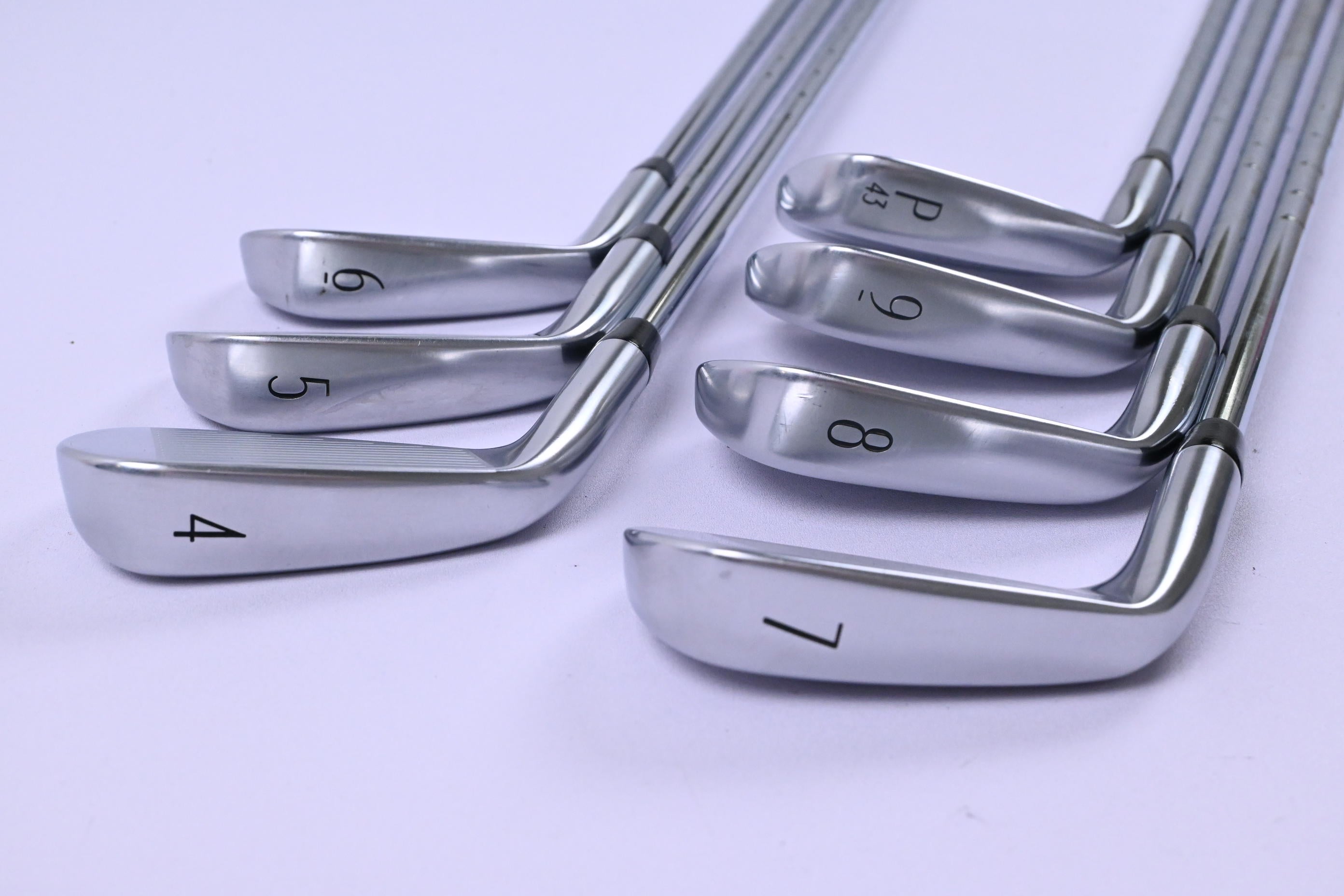 Titleist T250 2025 Irons / 4-PW / X-Flex KBS Tour Shafts