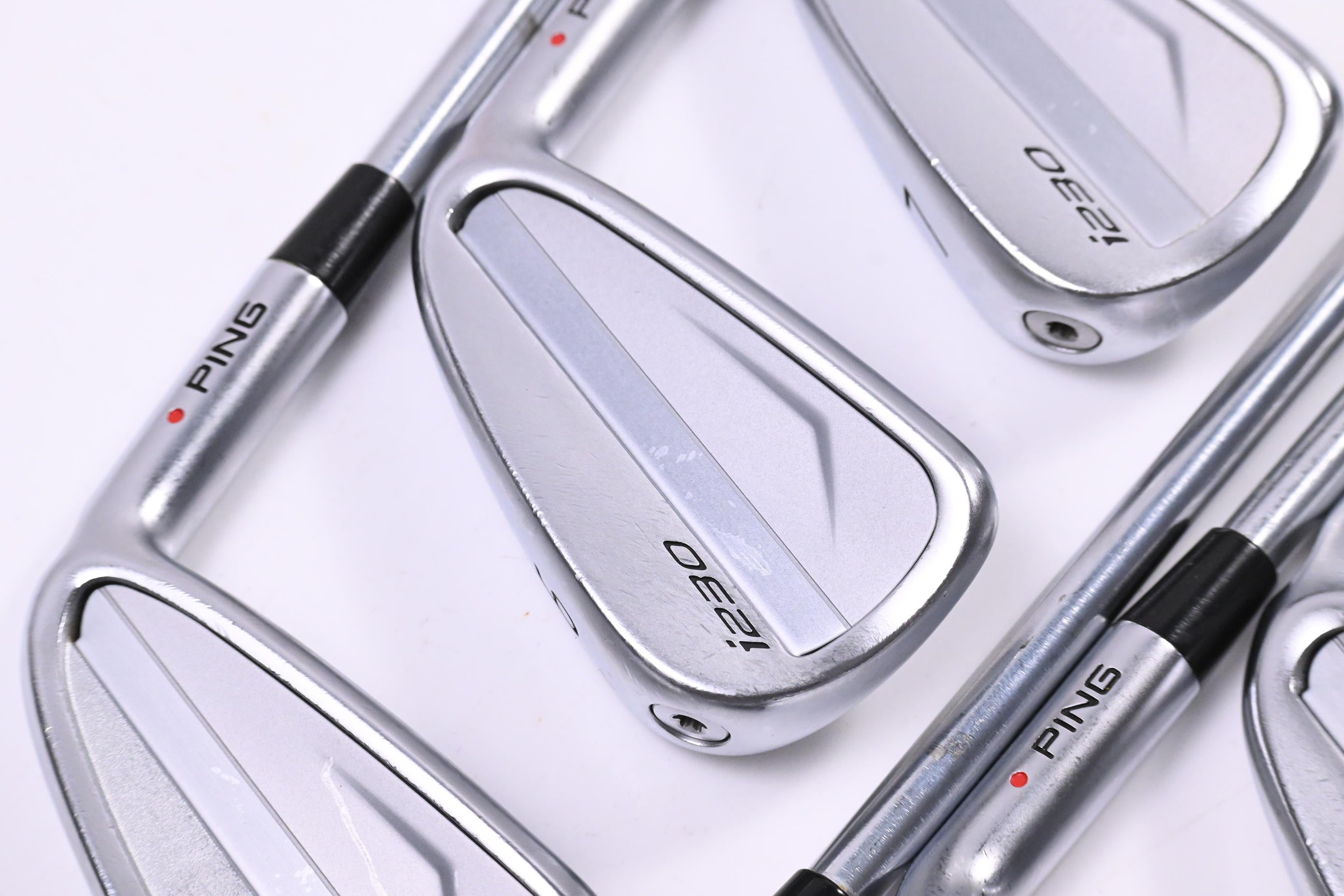 Ping i230 Irons / 5-PW+UW / Red Dot / Regular Flex Project X IO 105 Shafts