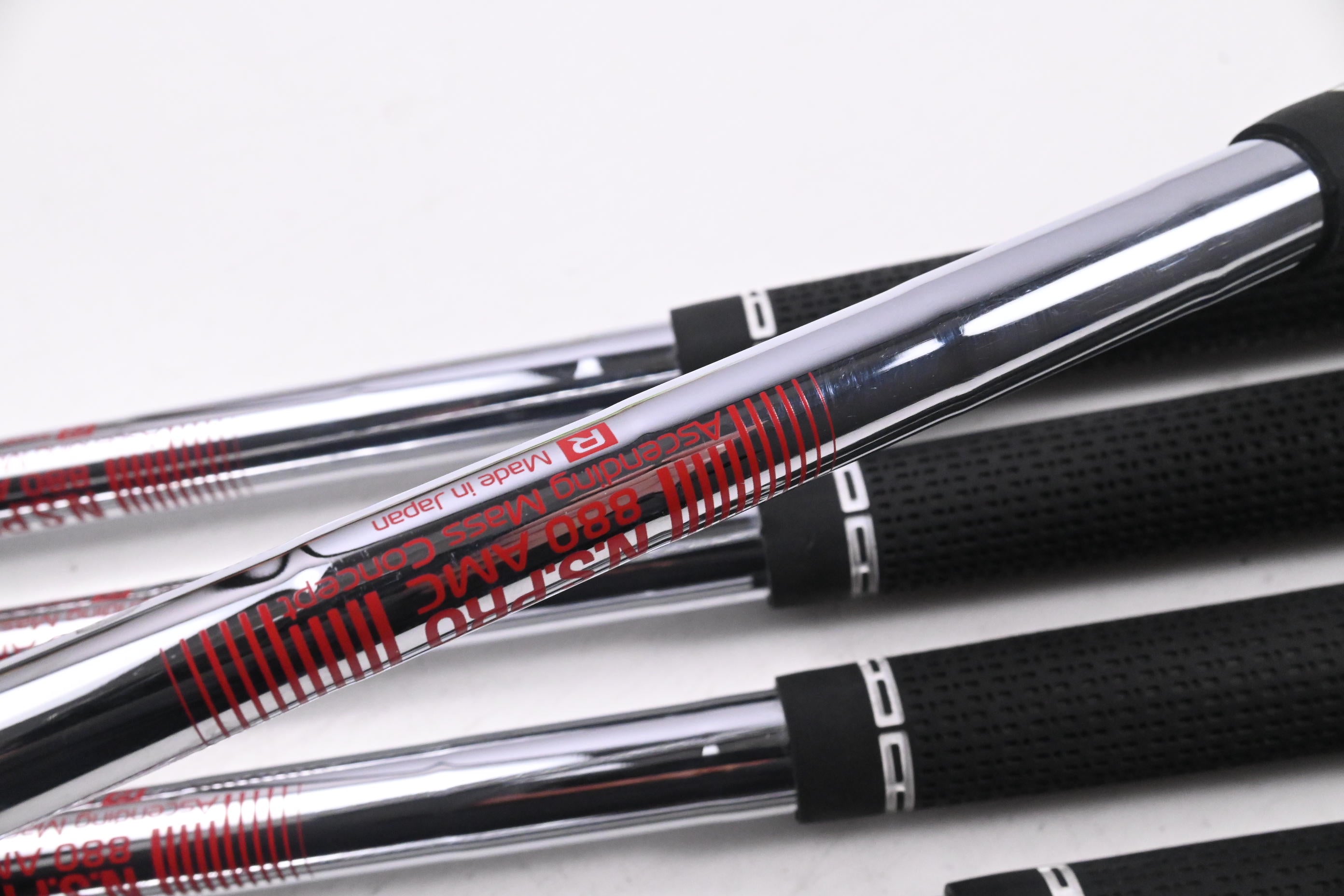 Titleist T200 2023 Irons / 7-PW+48° / Regular Flex NS Pro 880 AMC Shafts