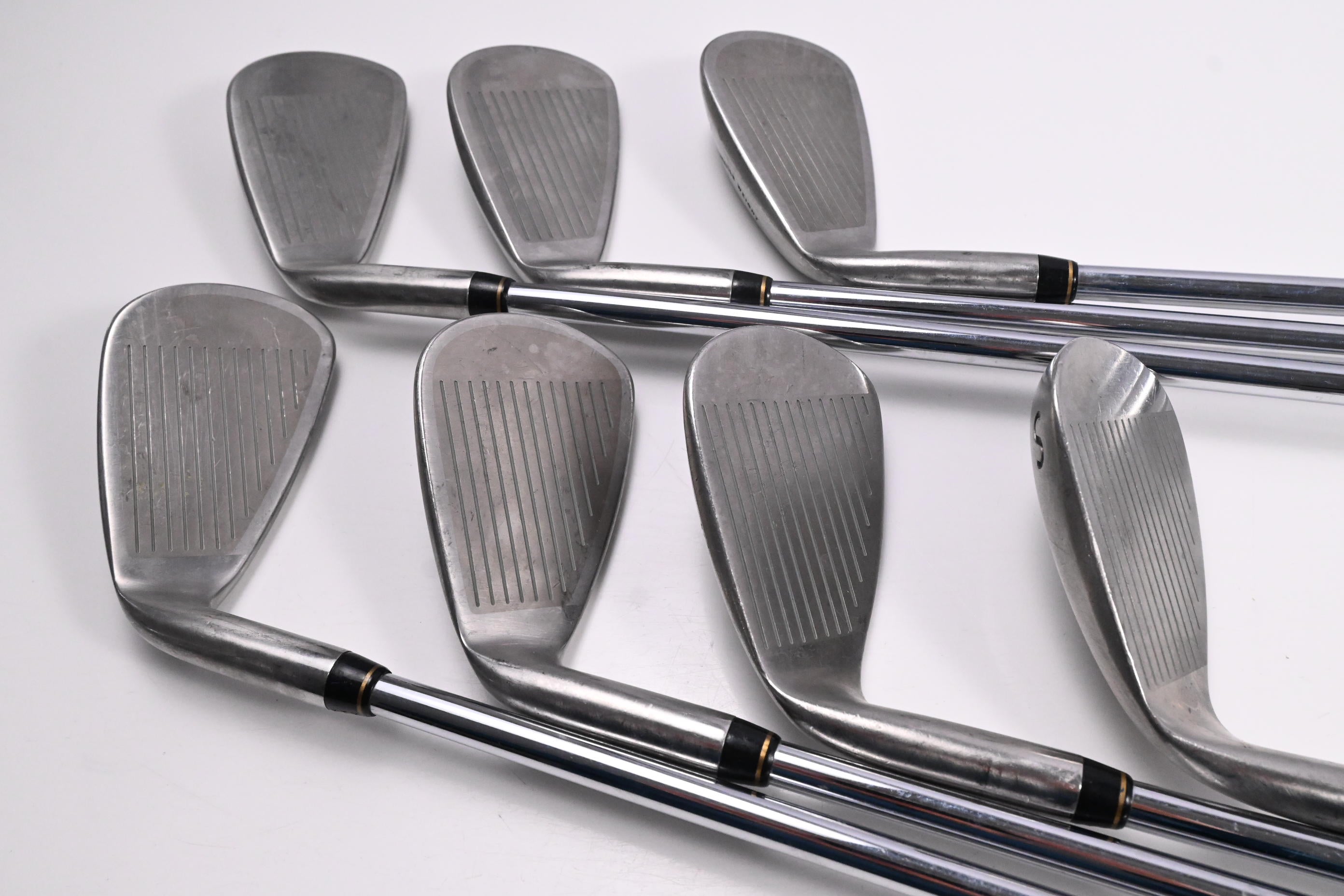 Bridgestone V-301 Irons / 5-PW+SW / Stiff Flex N.S.Pro 950GH Shafts