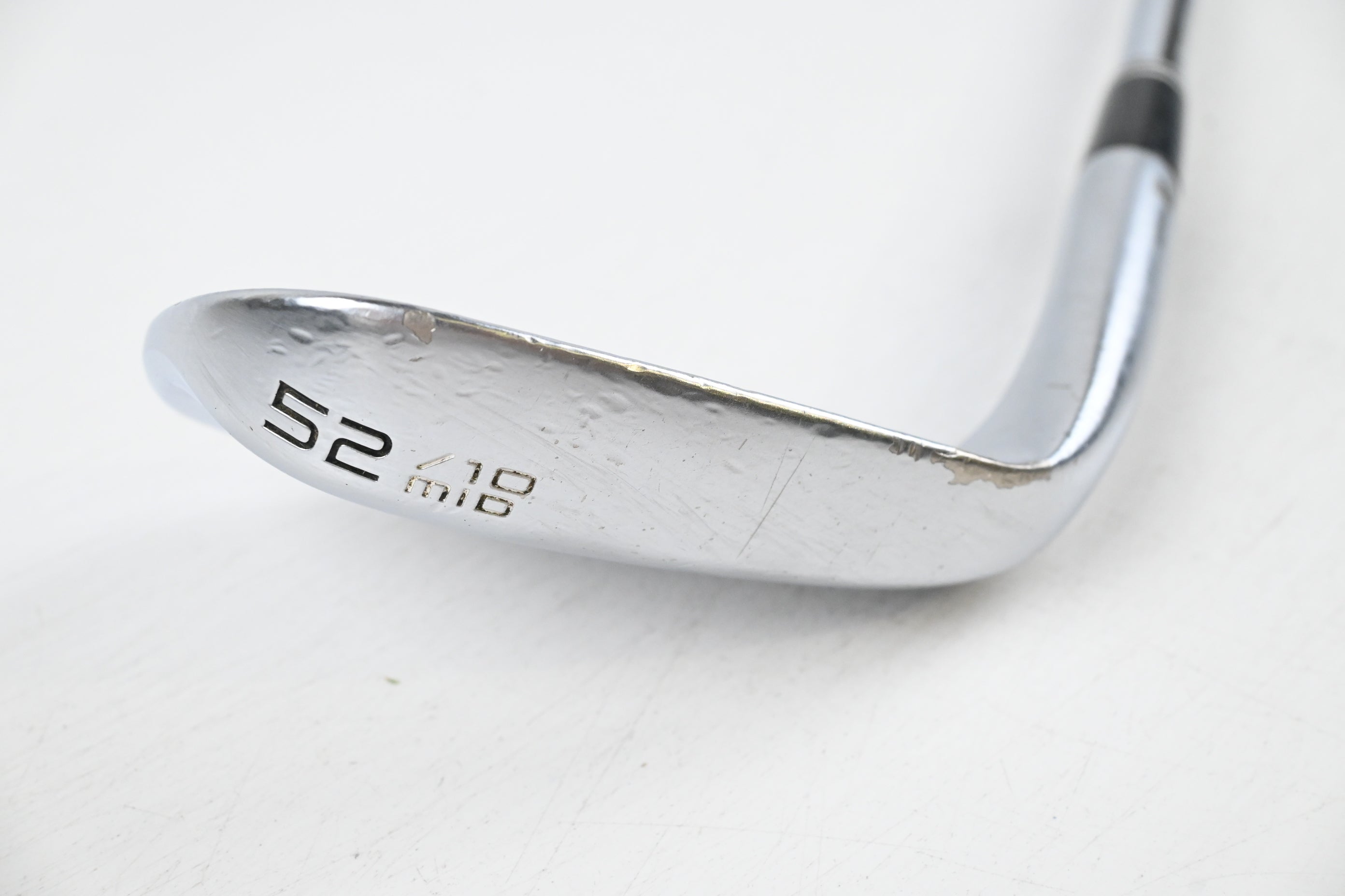 Cleveland RTX-4 Gap Wedge / 52 Degree / Stiff Flex Dynamic Gold S400 Shaft