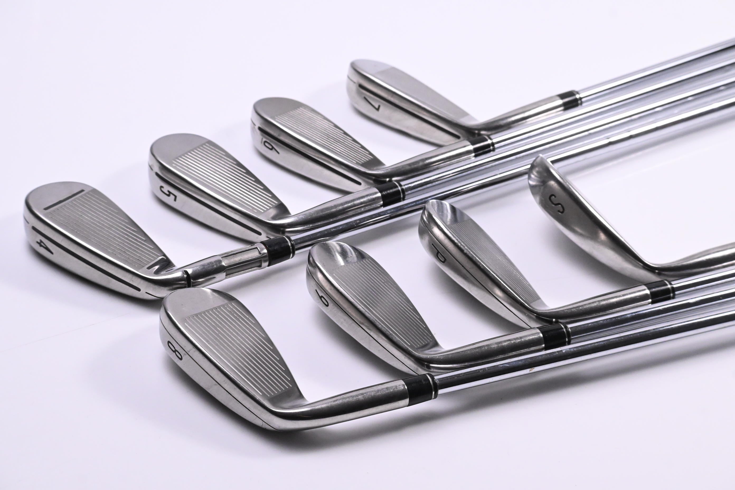 Taylormade M4 Irons / 4-PW+SW / Regular Flex KBS MAX MT 85 Shaft