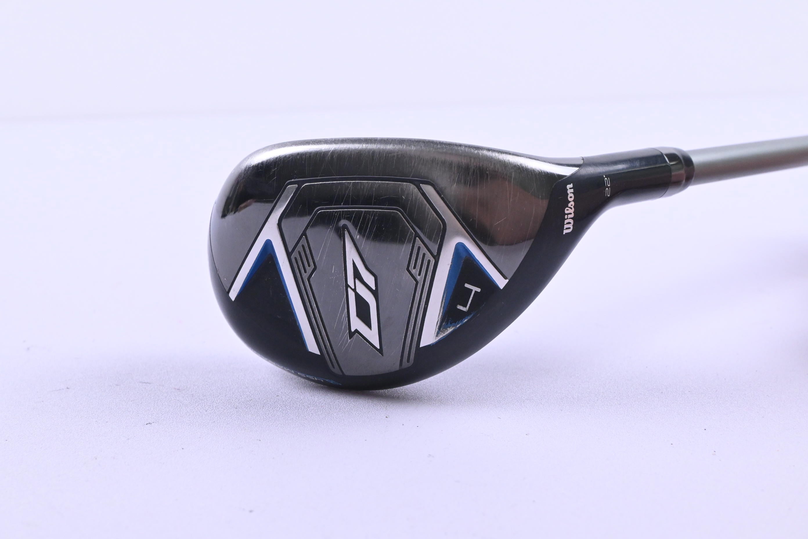Wilson Staff D7 #4 Hybrid / 22 Degree / Regular Flex UST Mamiya Recoil 460 Shaft