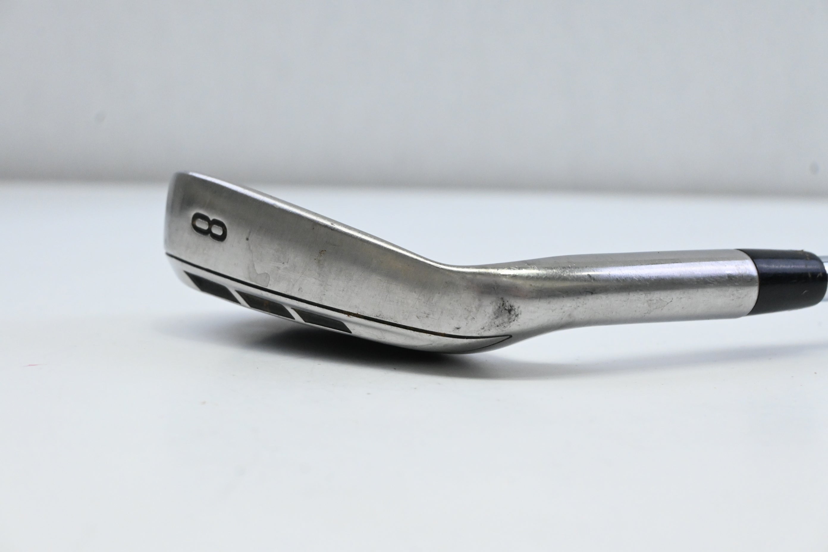 Callaway RAZR X Tour #8 Iron / 37 Degree / Regular Flex Dynamic Gold R300 Shaft