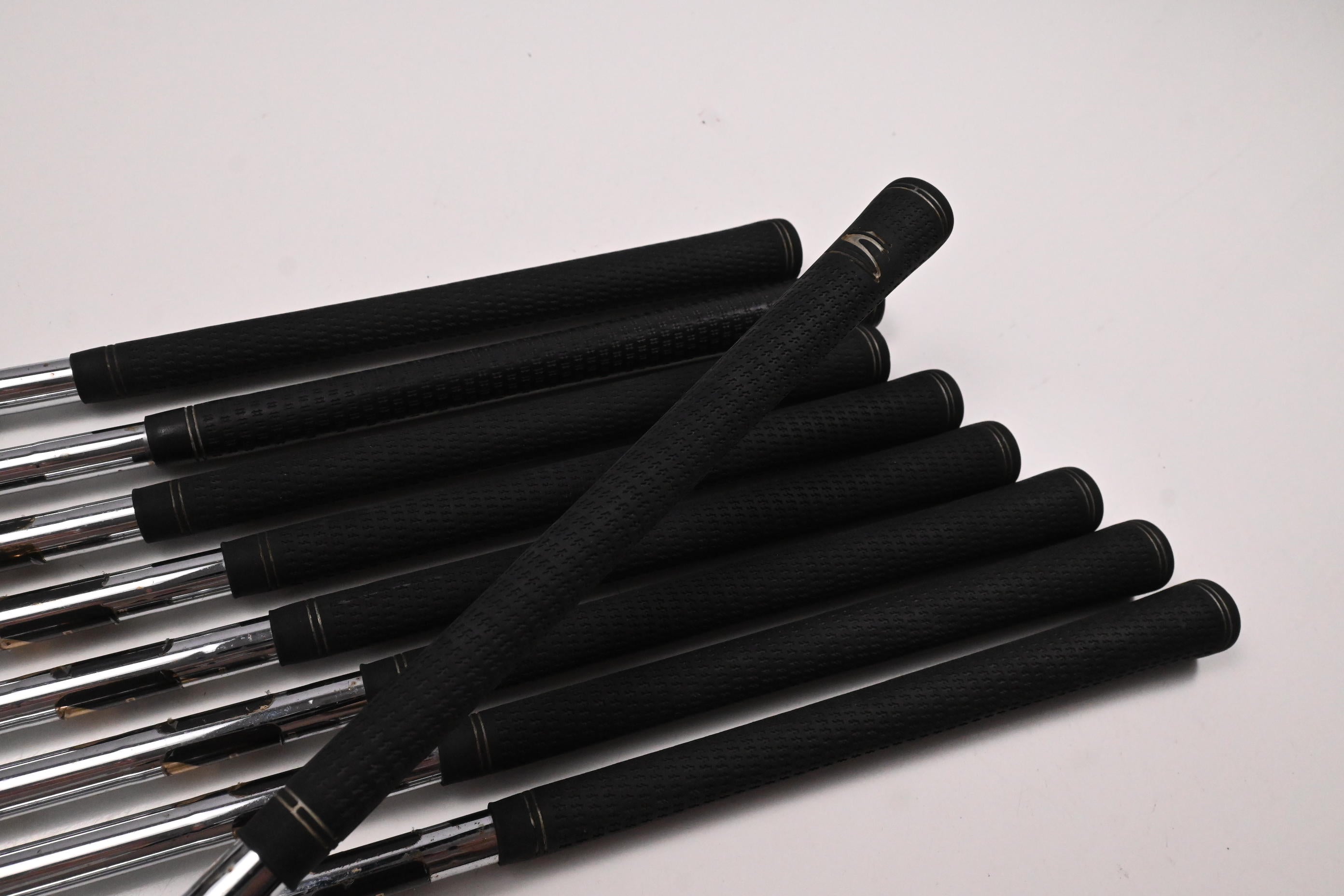 Cobra Gravity Back Irons / 3-PW+SW / Regular Flex Cobra Shafts