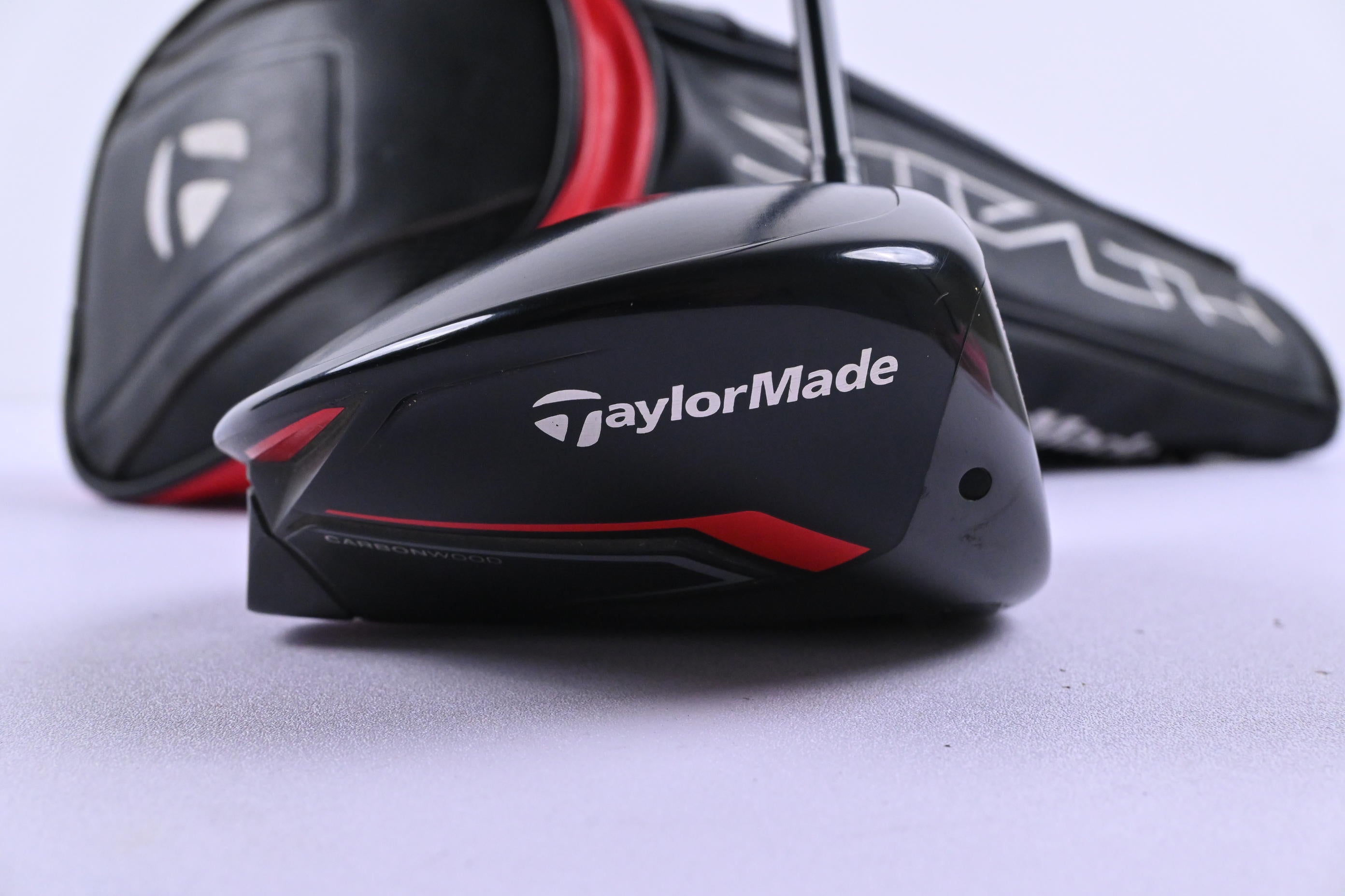 Taylormade Stealth Driver / 10.5 Degree / Regular Flex HZRDUS Smoke Red RDX 60