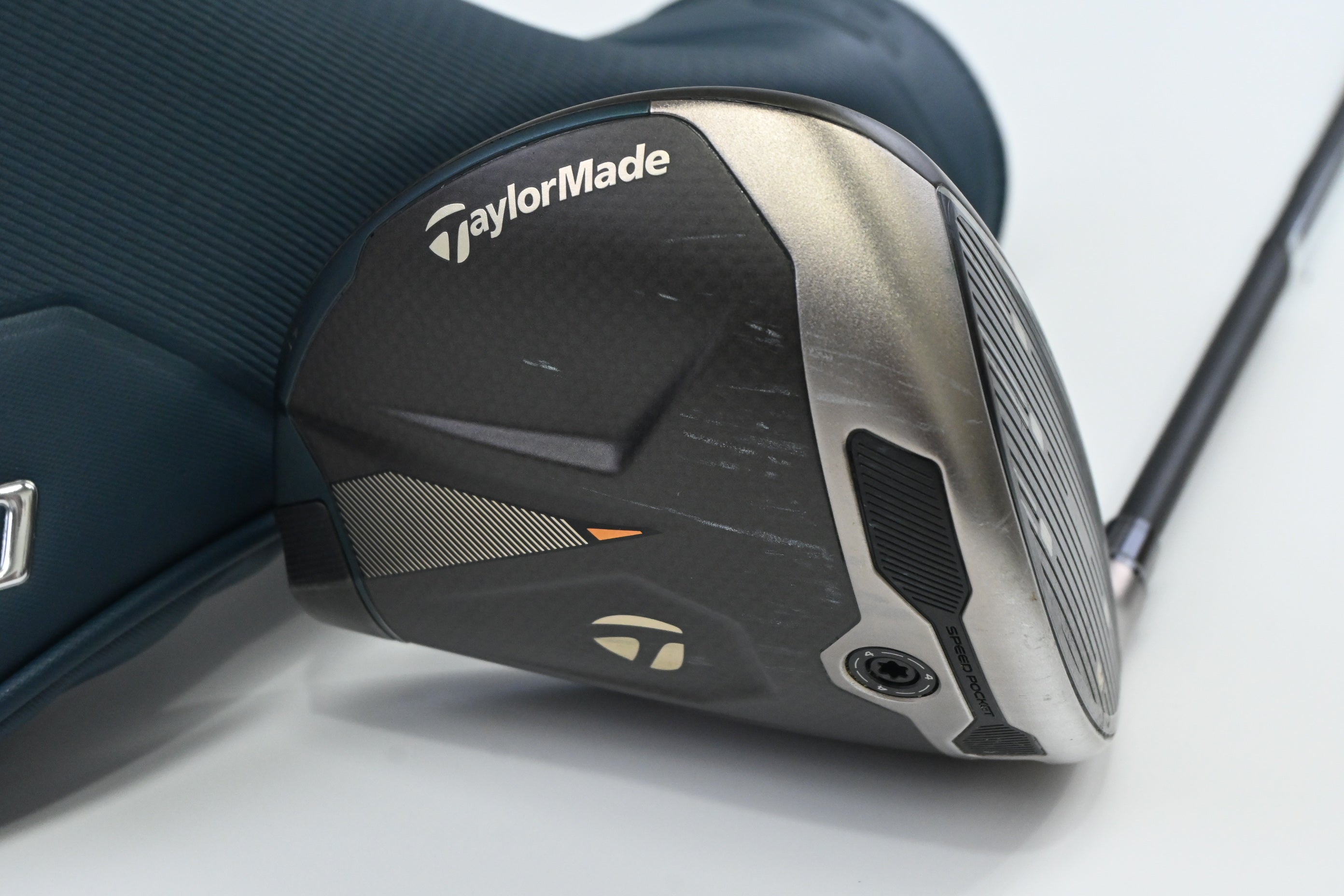 Taylormade Qi4D Max Lite Driver / 12 Degree / Regular Flex REAX Blue 50