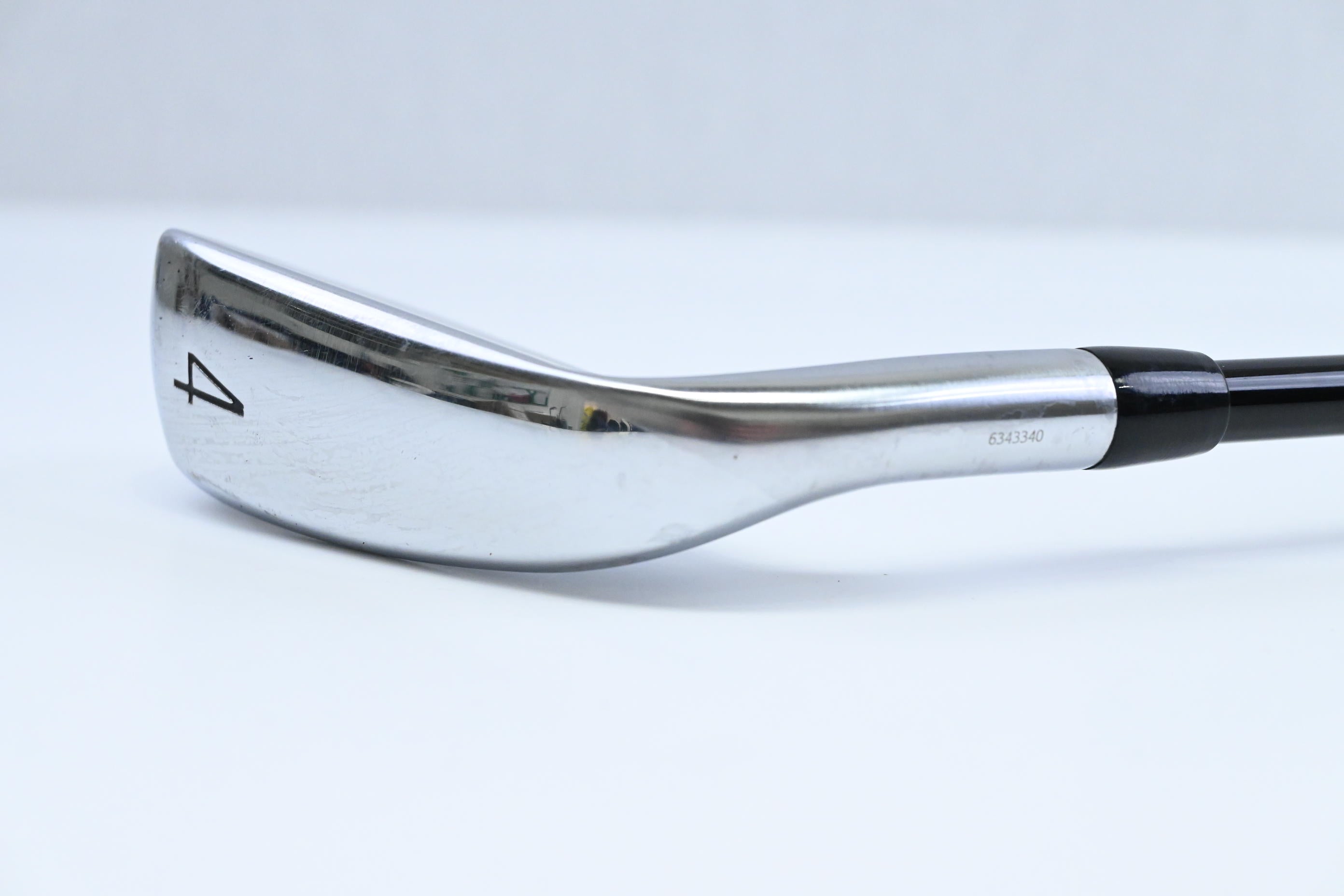 Titleist U505 2023 #4 Iron / 22 Degree / Stiff Flex HZRDUS Gen4 Black 80 Shaft