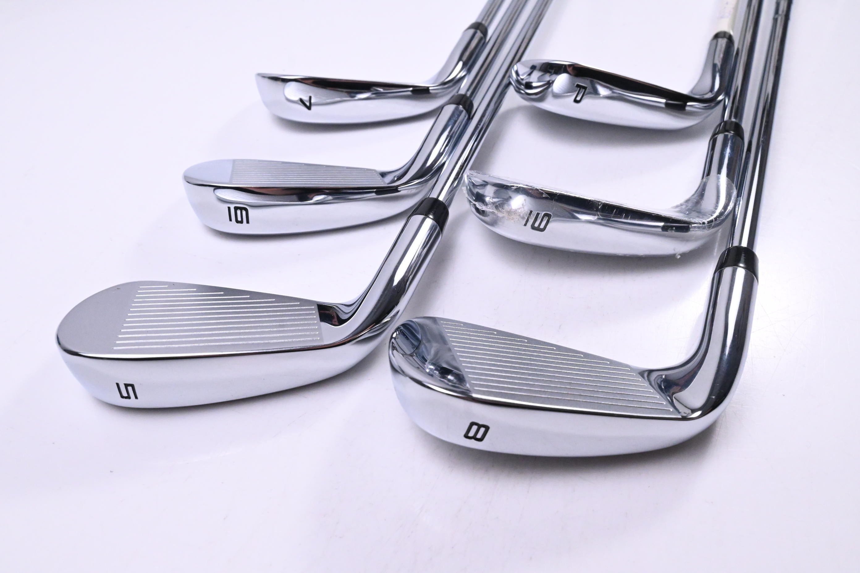 Callaway Elyte Irons / 5-PW / Regular Flex Vector 7 80g Shafts