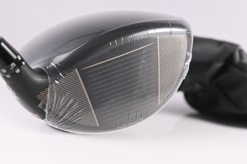 Left Hand Cobra DS-Adapt MAX-D Driver / 10.5 Degree / Senior Flex Vanquish 4