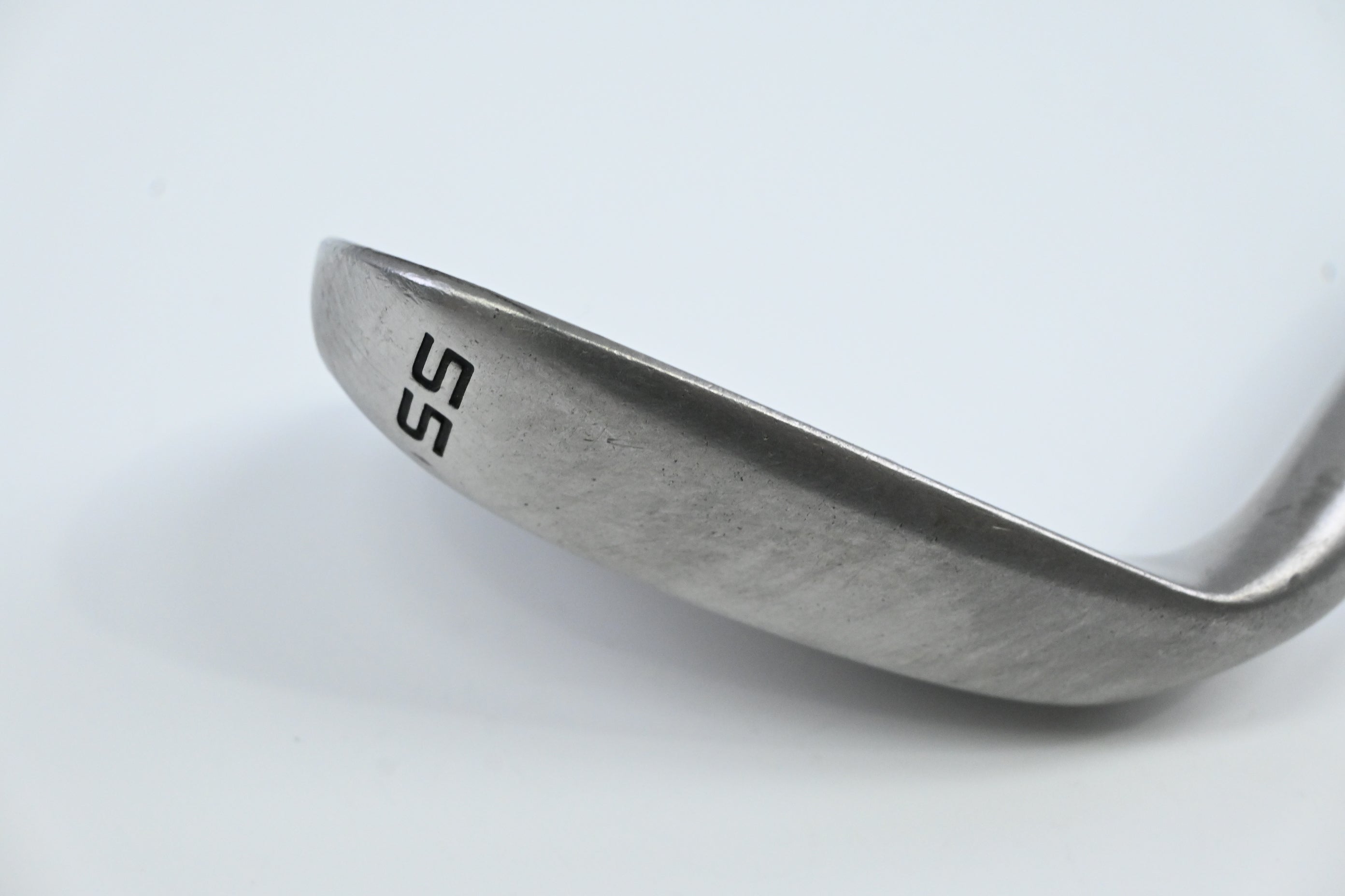 Wishon 310 MG Sand Wedge / 55 Degree / Regular Flex Multi-Step Lite Shaft