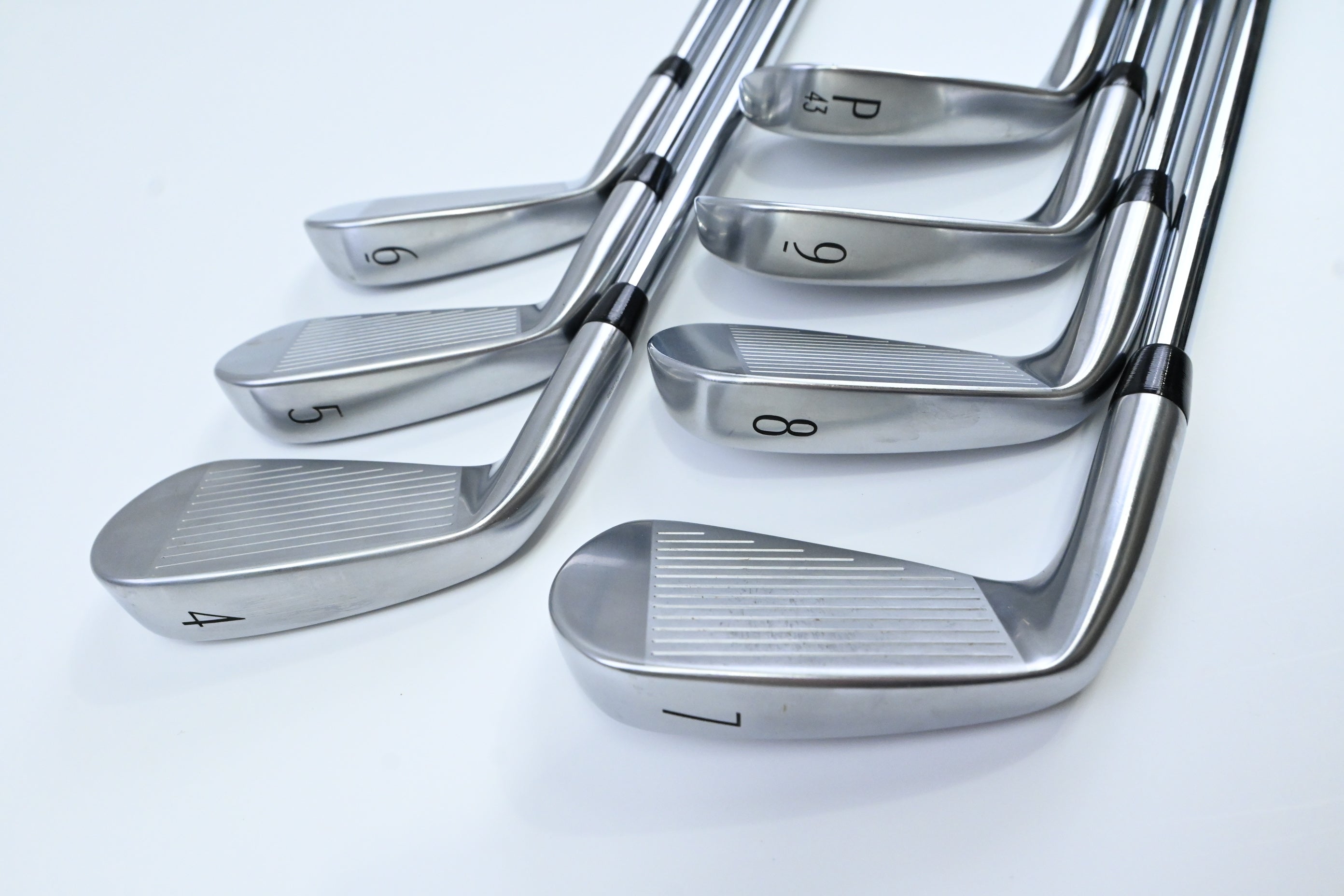Titleist T250 2025 Irons / 4-PW / Regular Flex Dynamic Gold 105 R300 Shafts