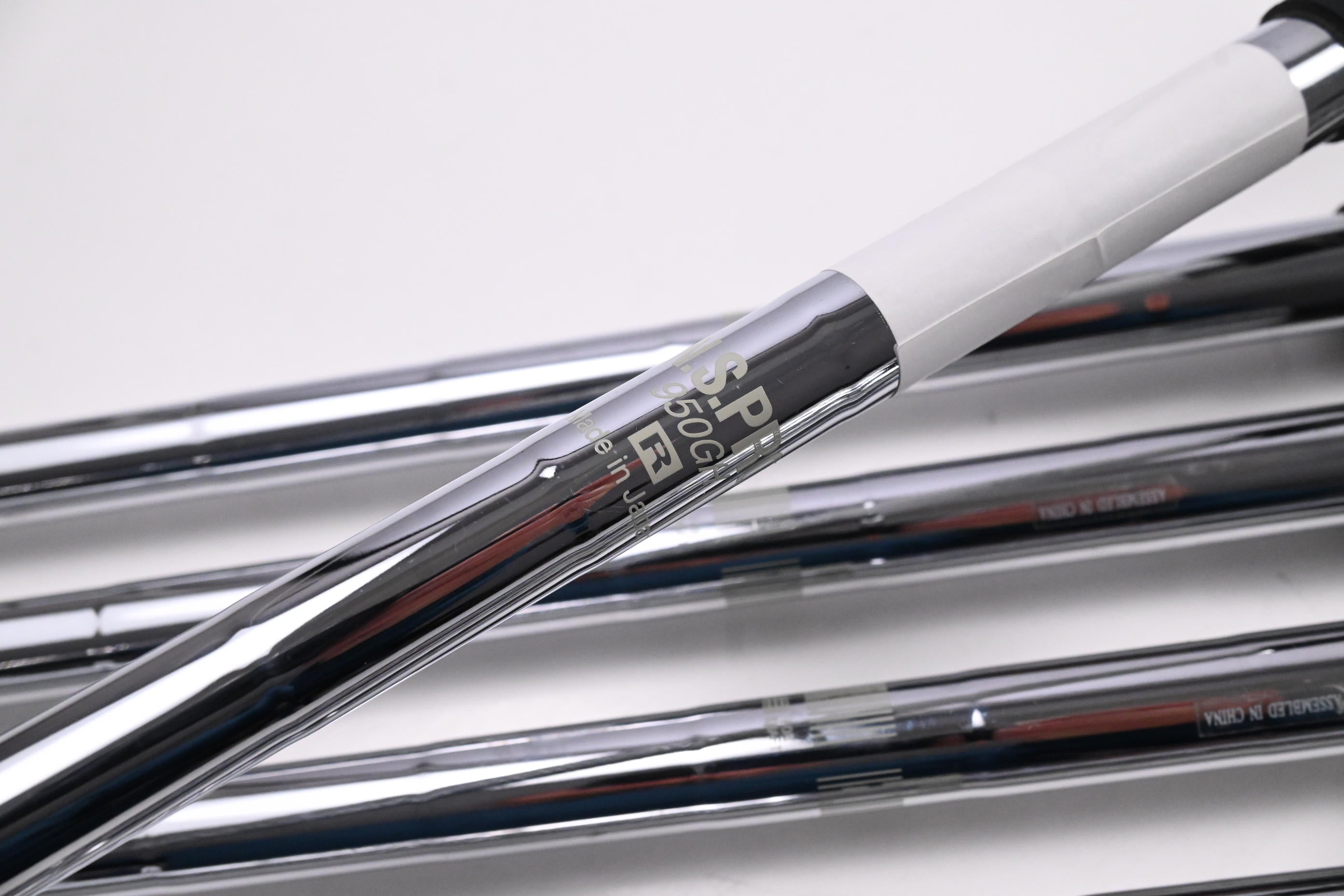 Srixon I-601 Irons / 4+6-PW+SW / Regular Flex N.S.Pro 950GH Shafts