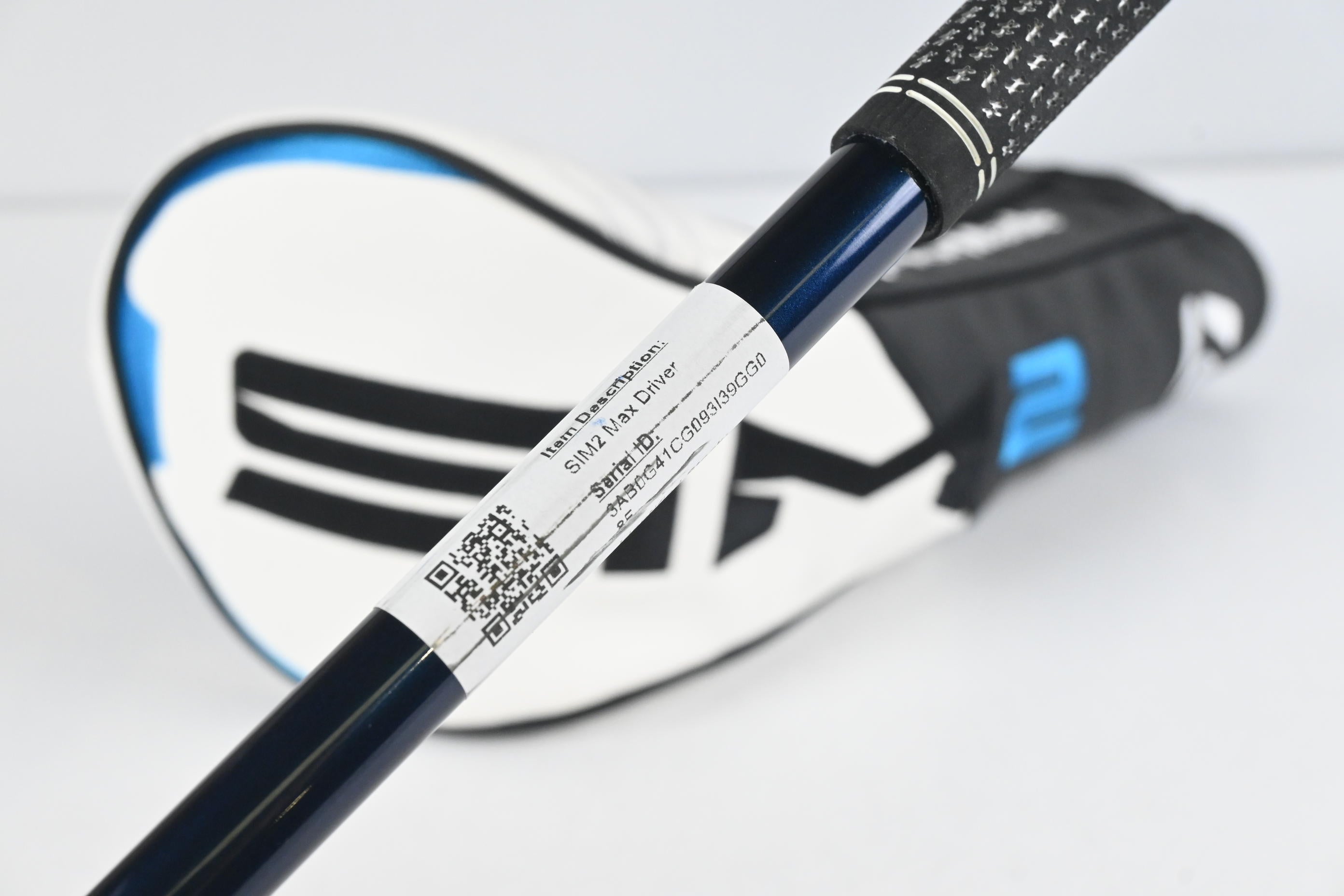 Taylormade SIM2 Max Driver / 9 Degree / Stiff Flex Fujikura Ventus Blue 5 Shaft