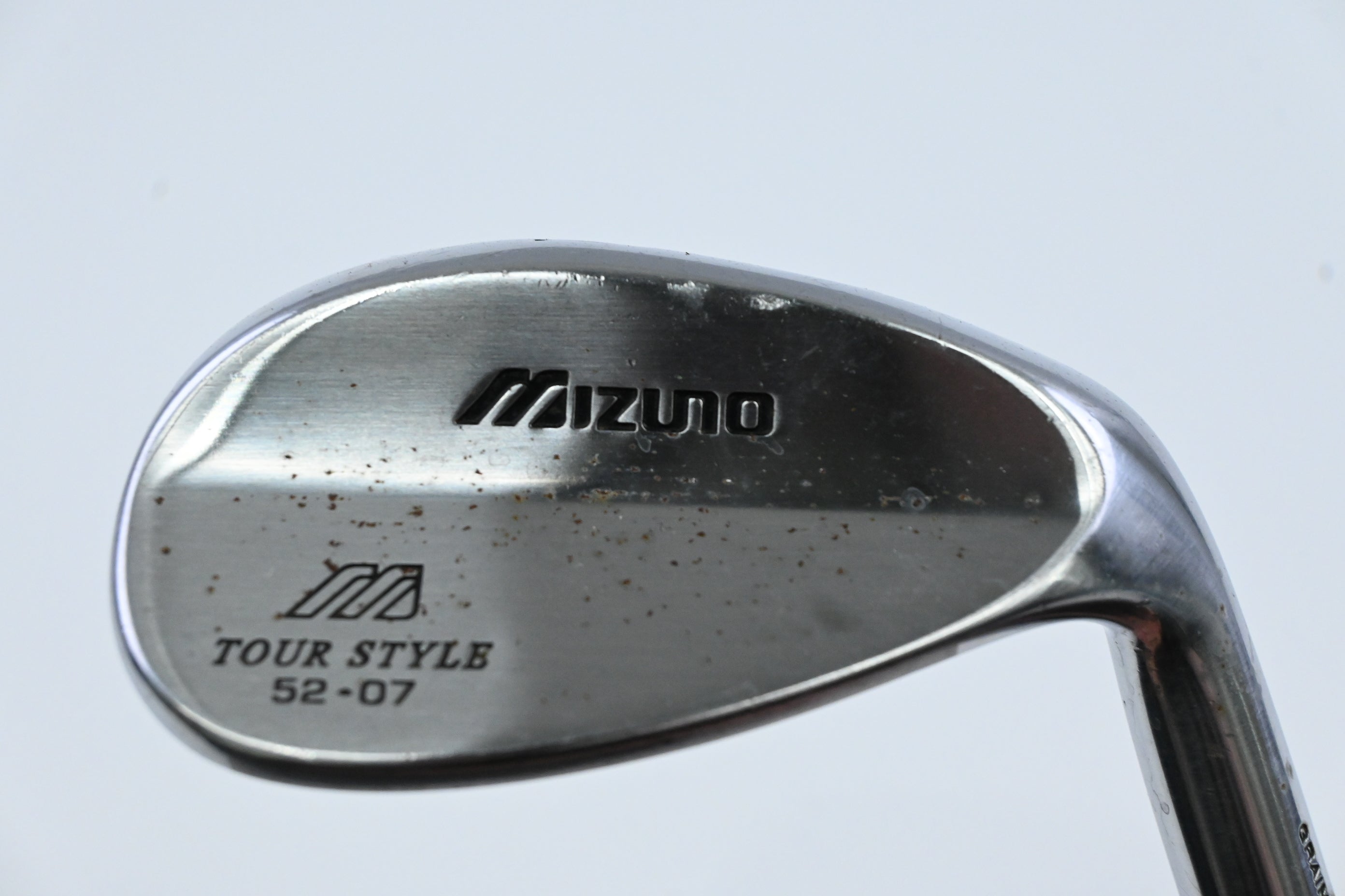 Mizuno Tour Style Gap Wedge / 52 Degree / Regular Flex Dynamic Gold R400 Shaft