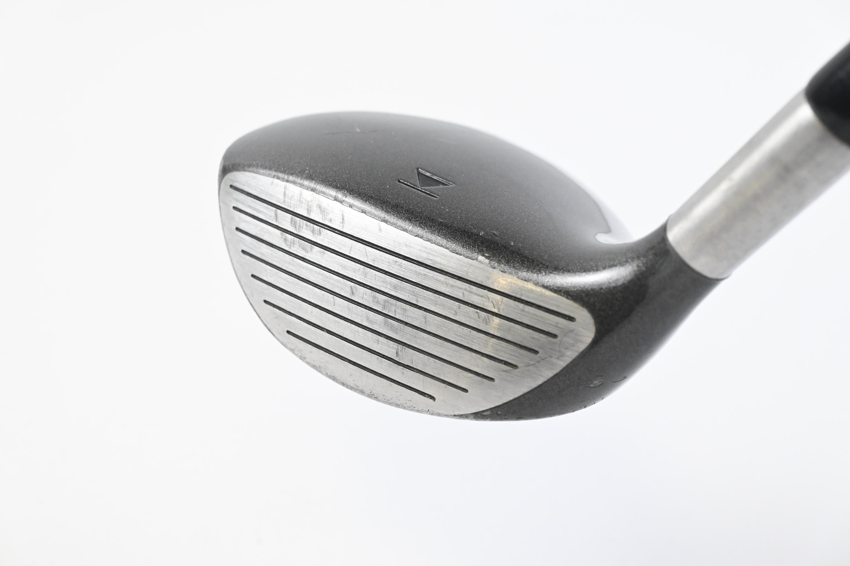 Titleist 975 F #3 Wood / 16.5 Degree / Stiff Flex Dynamic Gold S300 Shaft