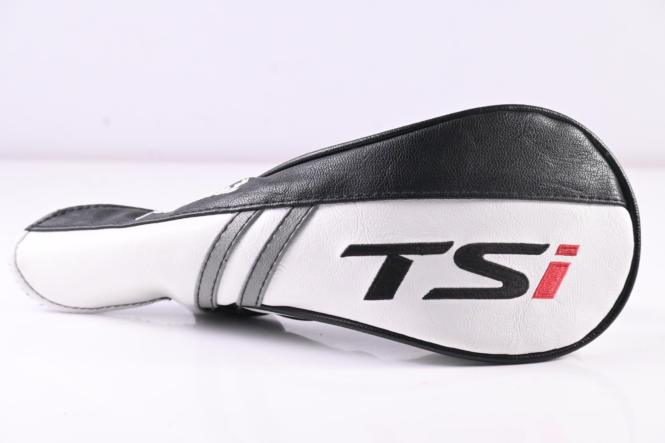 Titleist TSi2 #5 Wood / 18 Degree / Regular Flex Speeder 569 Shaft