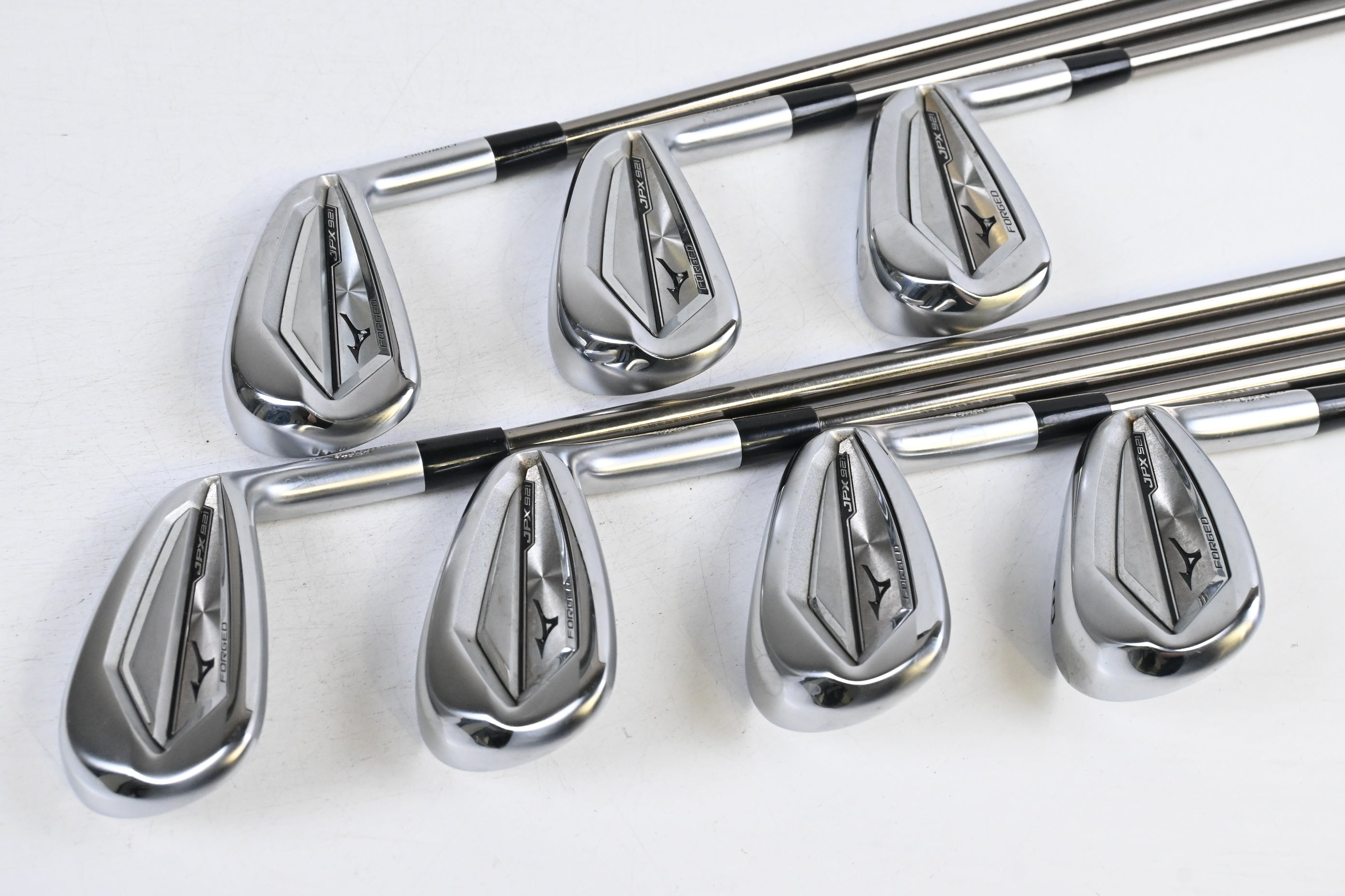 Mizuno JPX 921 Forged Irons / 5-PW+GW / Regular Flex UST Mamiya Recoil 95