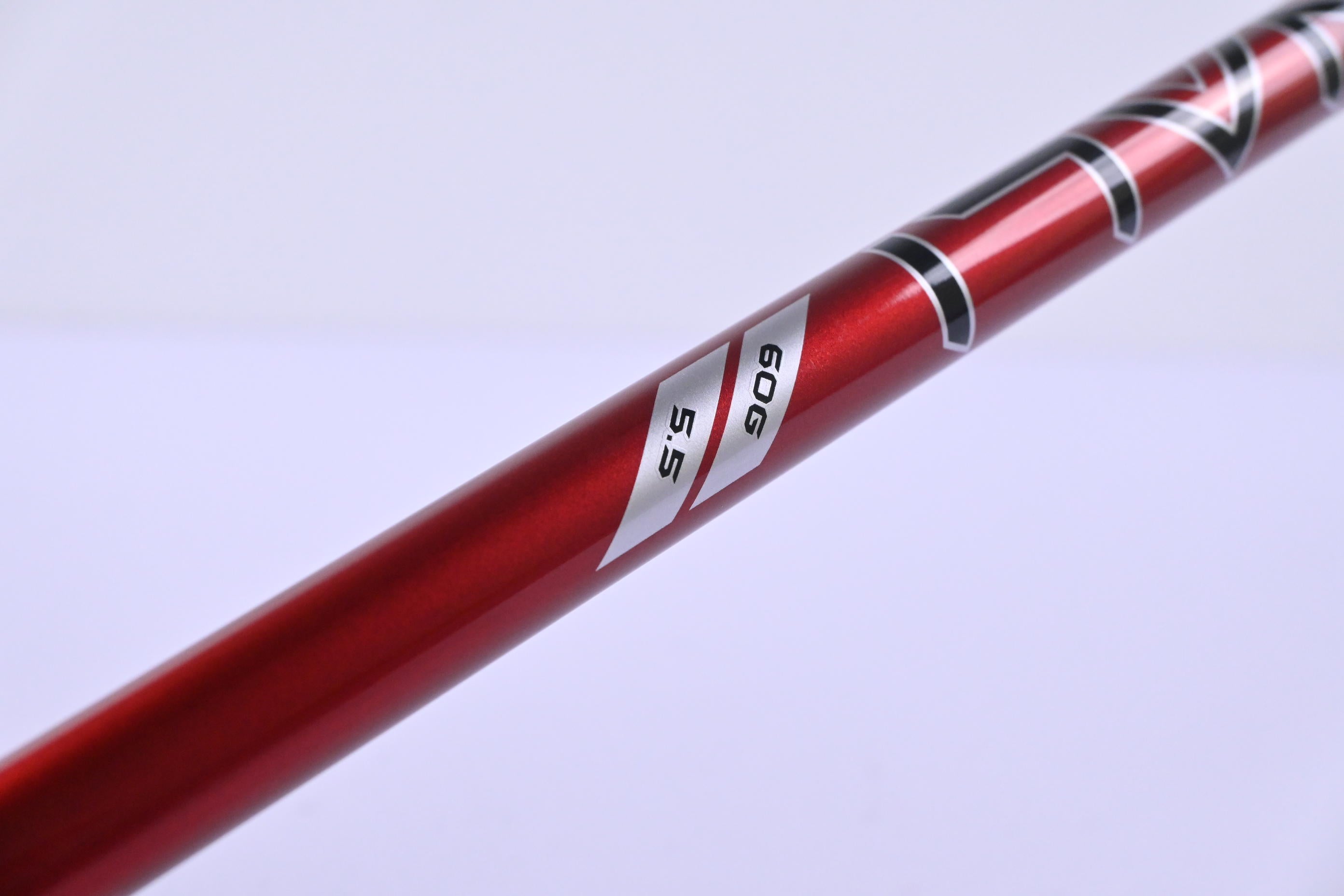 Titleist GT2 #5 Wood / 18 Degree / Regular Flex Denali Red 60 Shaft