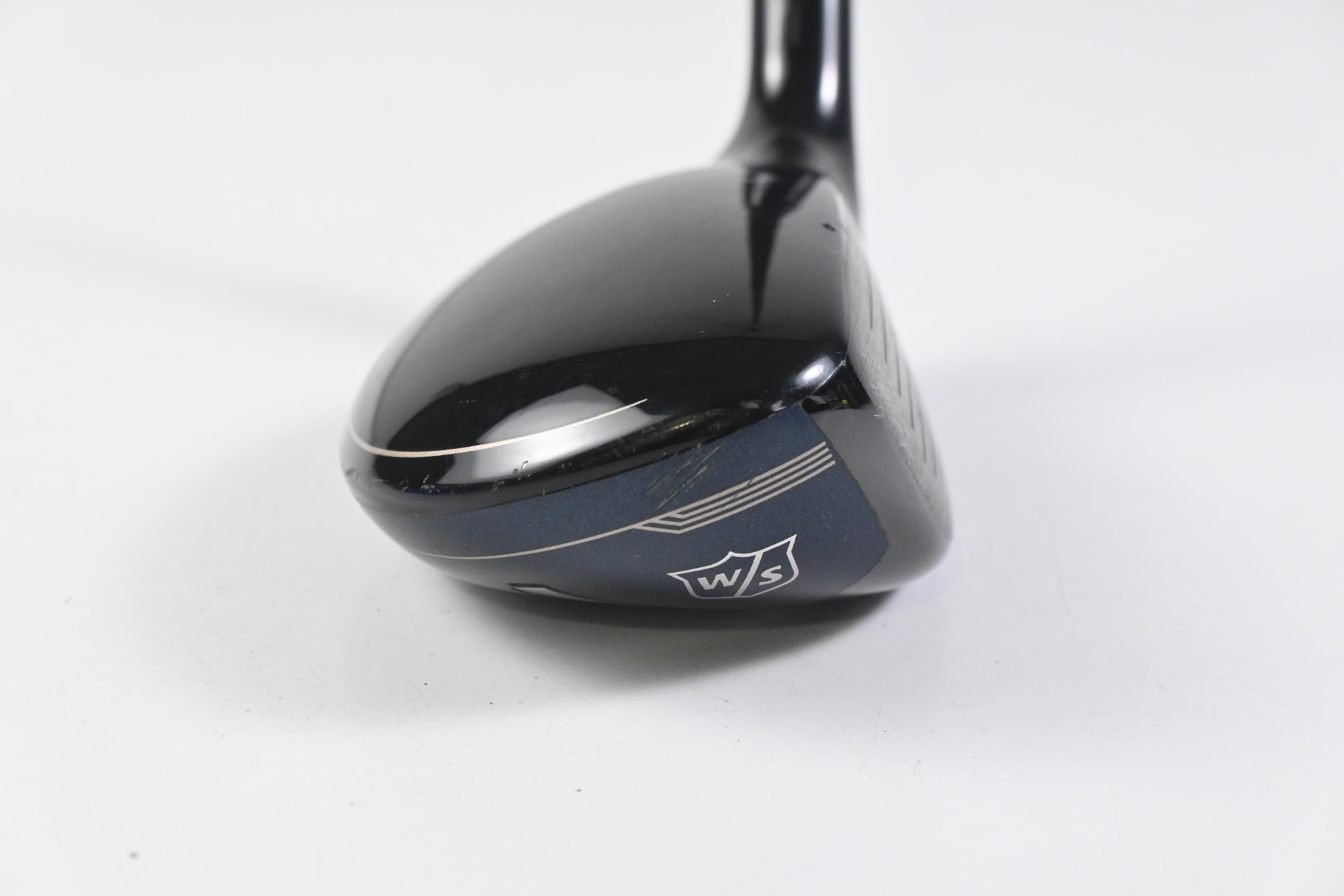 Wilson D9 #4 Hybrid / 22 Degree / Senior Flex Tensei AV White 55 Shaft