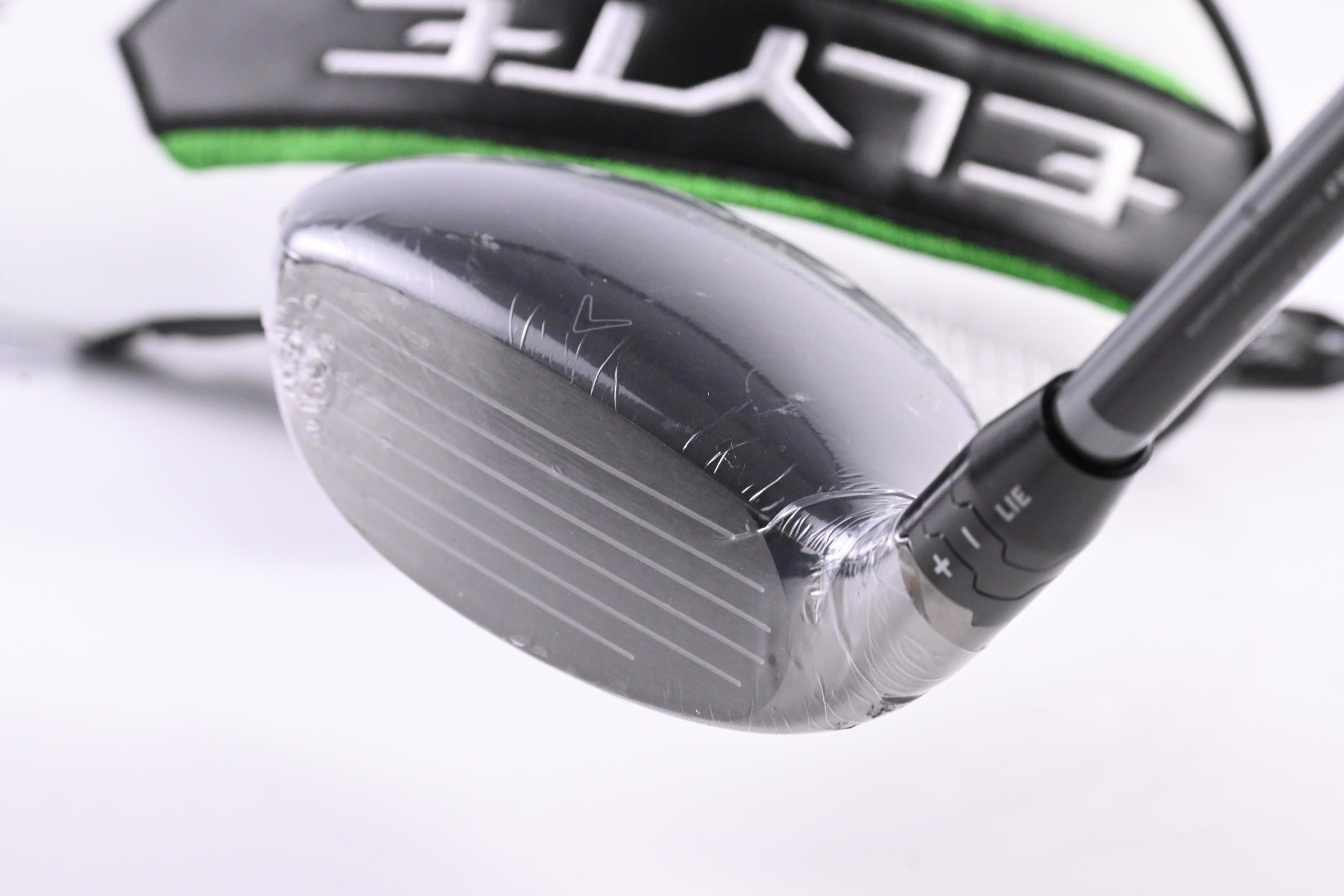 Callaway Elyte #4 Hybrid / 22 Degree / Regular Flex Denali Charcoal 60 Shaft