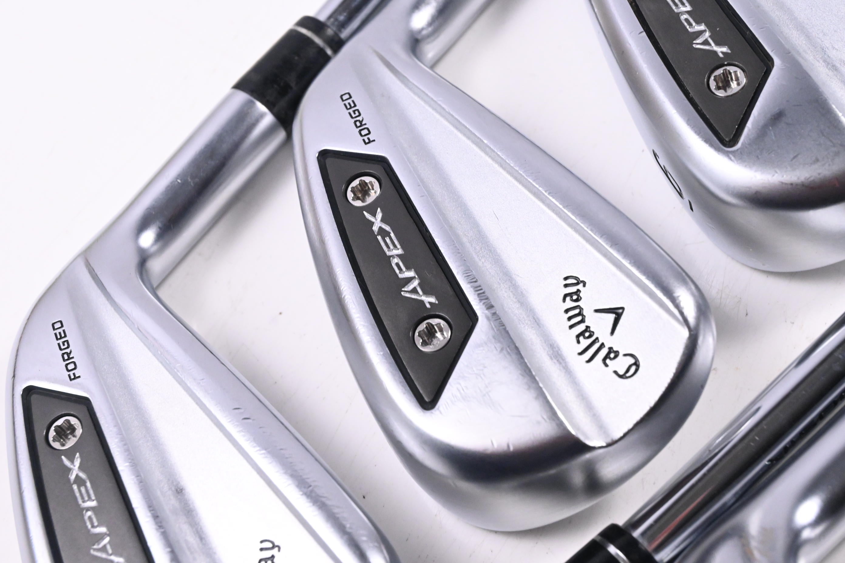 Callaway Apex Ai200 Irons / 4-PW+AW / Regular Flex Dynamic Gold MID 100 R300