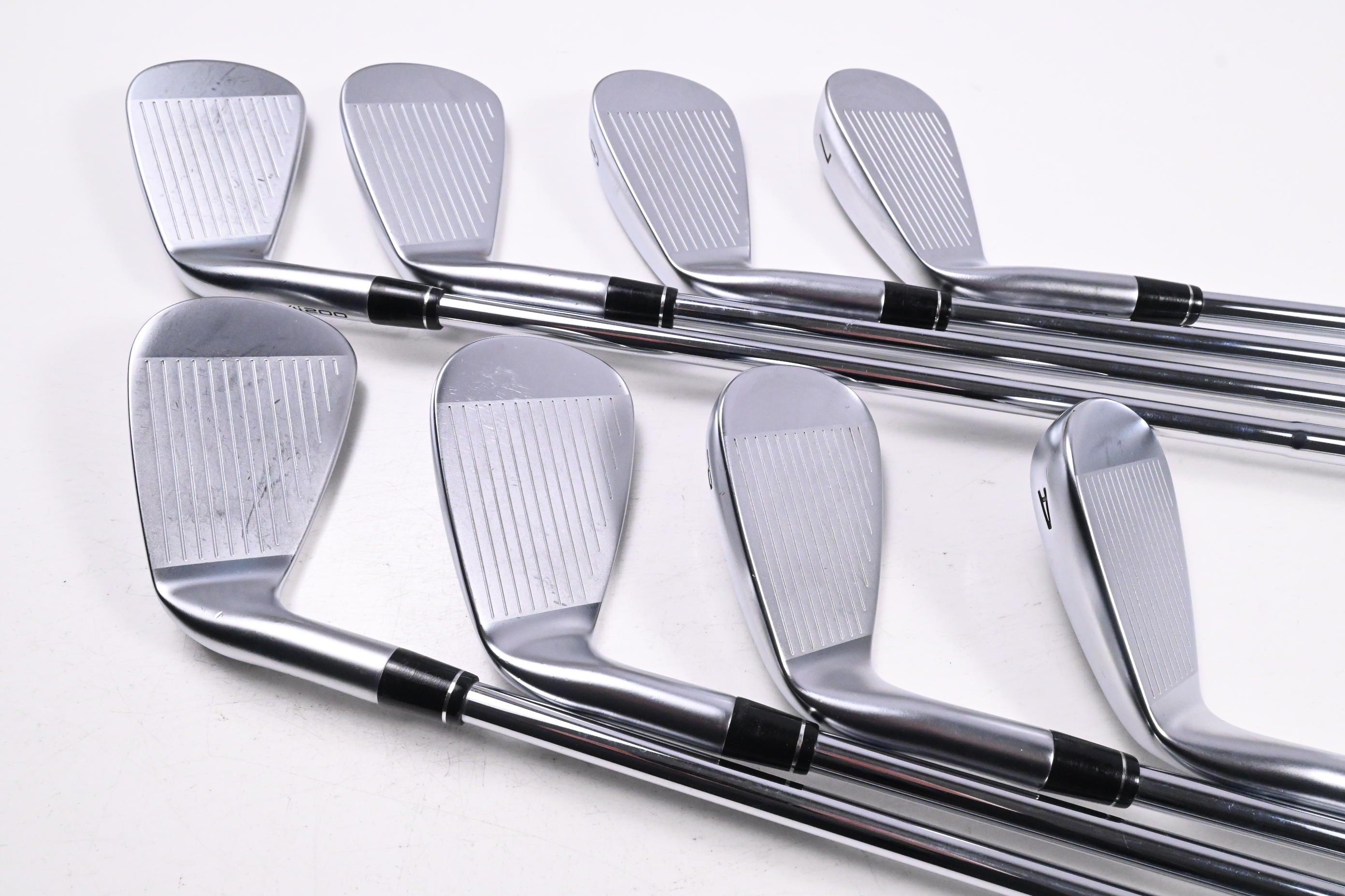 Callaway Apex Ai200 Irons / 4-PW+AW / Regular Flex Dynamic Gold MID 100 R300