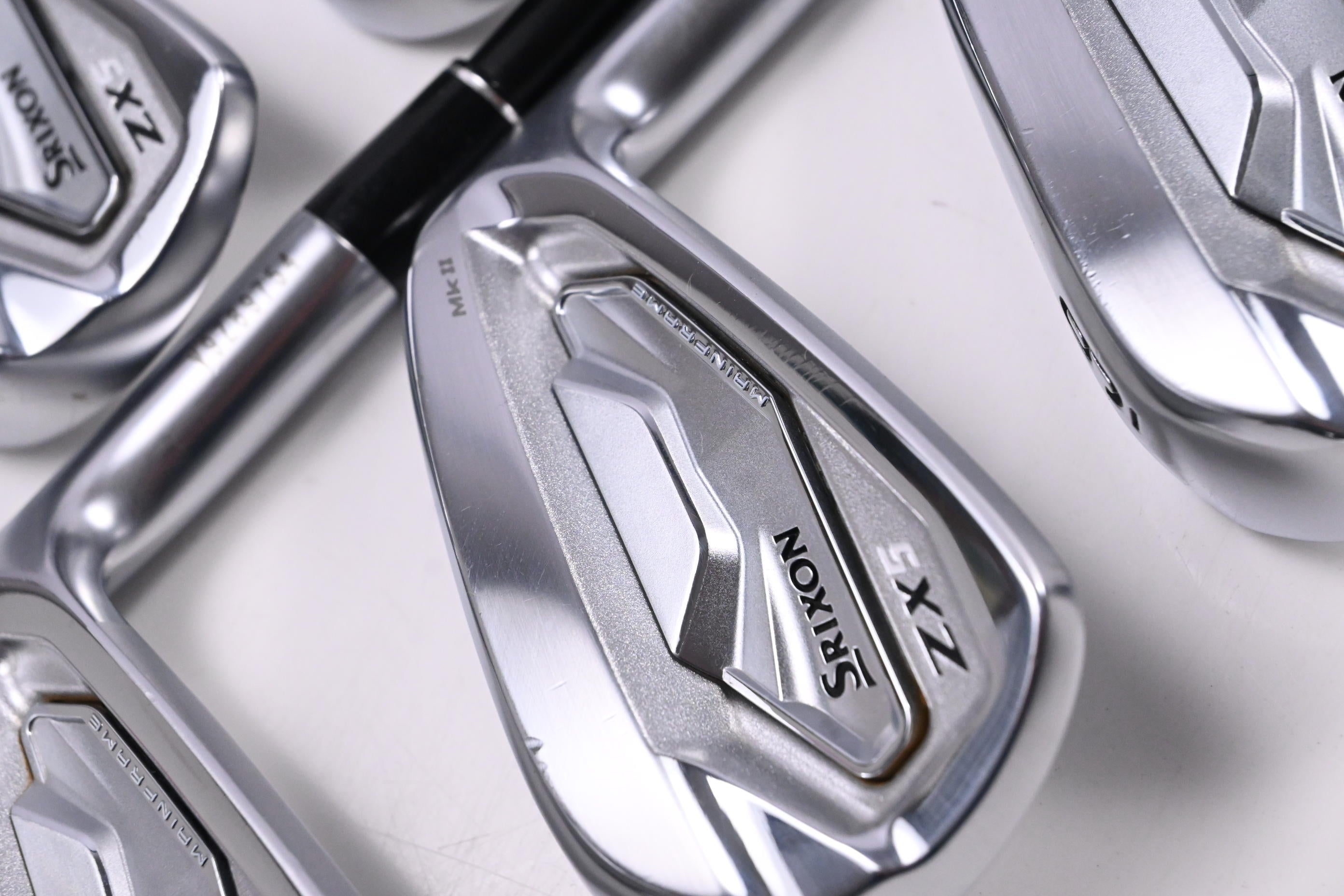 Srixon ZX5 MK II 2023 Irons / 5-9i / Regular Flex UST Helium Nanocore 60 Shafts