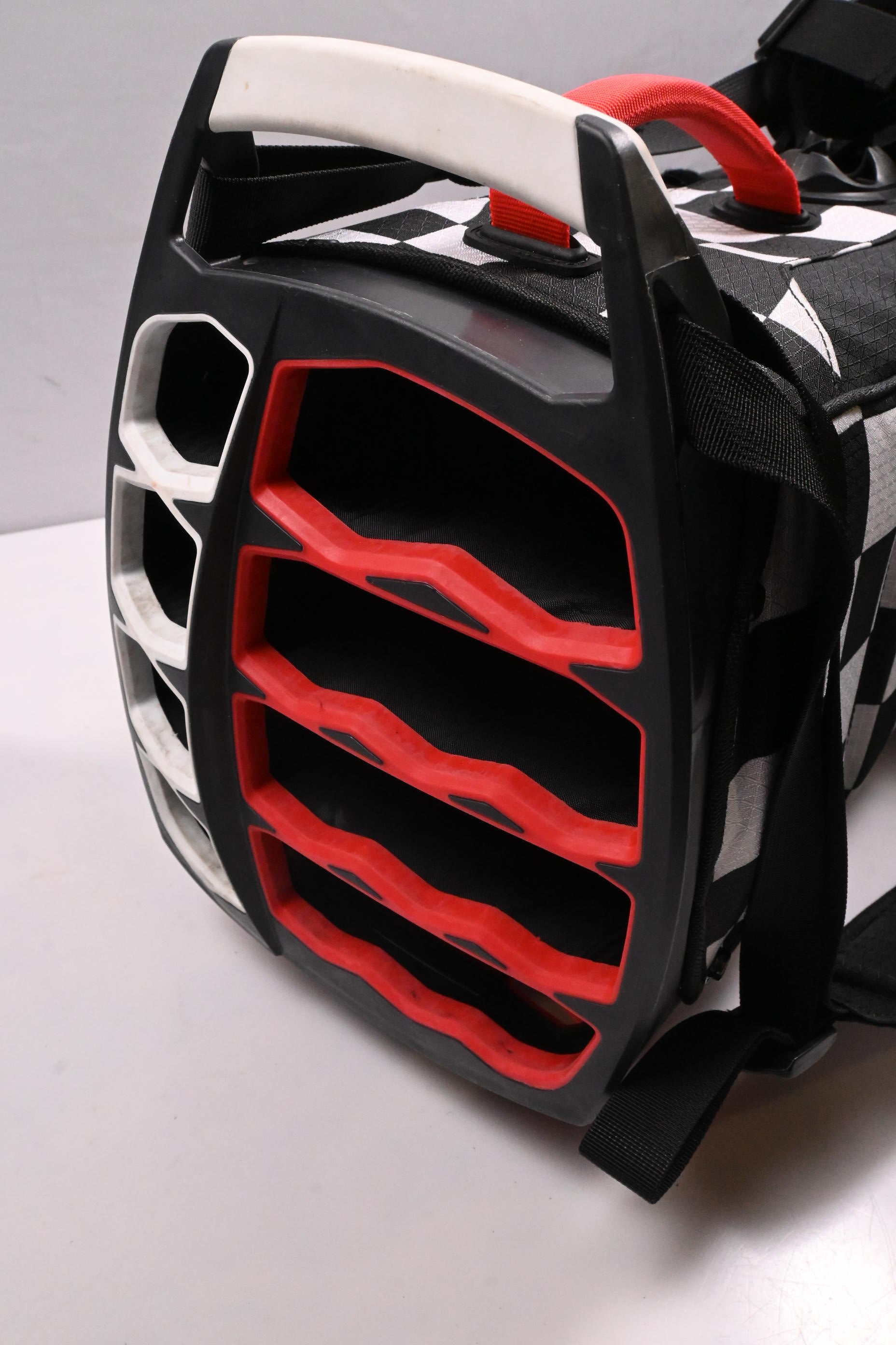 Ogio All Elements Stand Bag / 8-Way Divider / Black, White