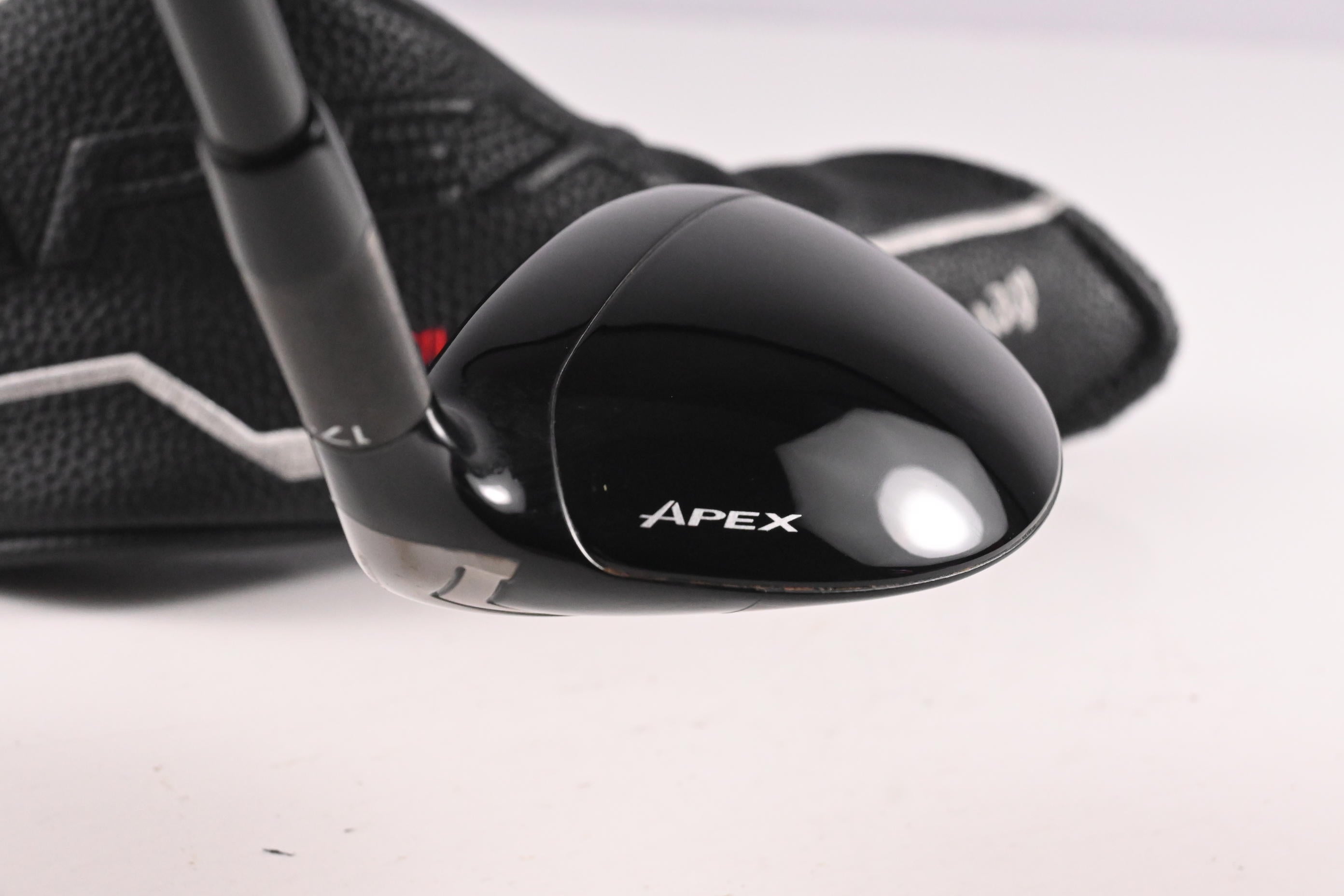 Callaway Apex UW 2025 #2 Hybrid / 17 Degree / Regular Flex MMT 70 Shaft