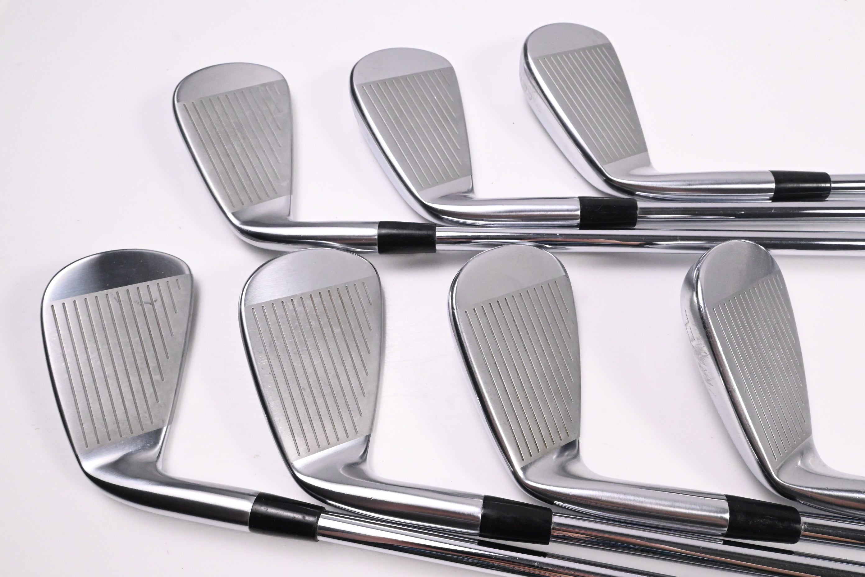 Mizuno Pro 245 Irons / 4-PW / Regular Flex Dynamic Gold Mid 100 R300 Shafts