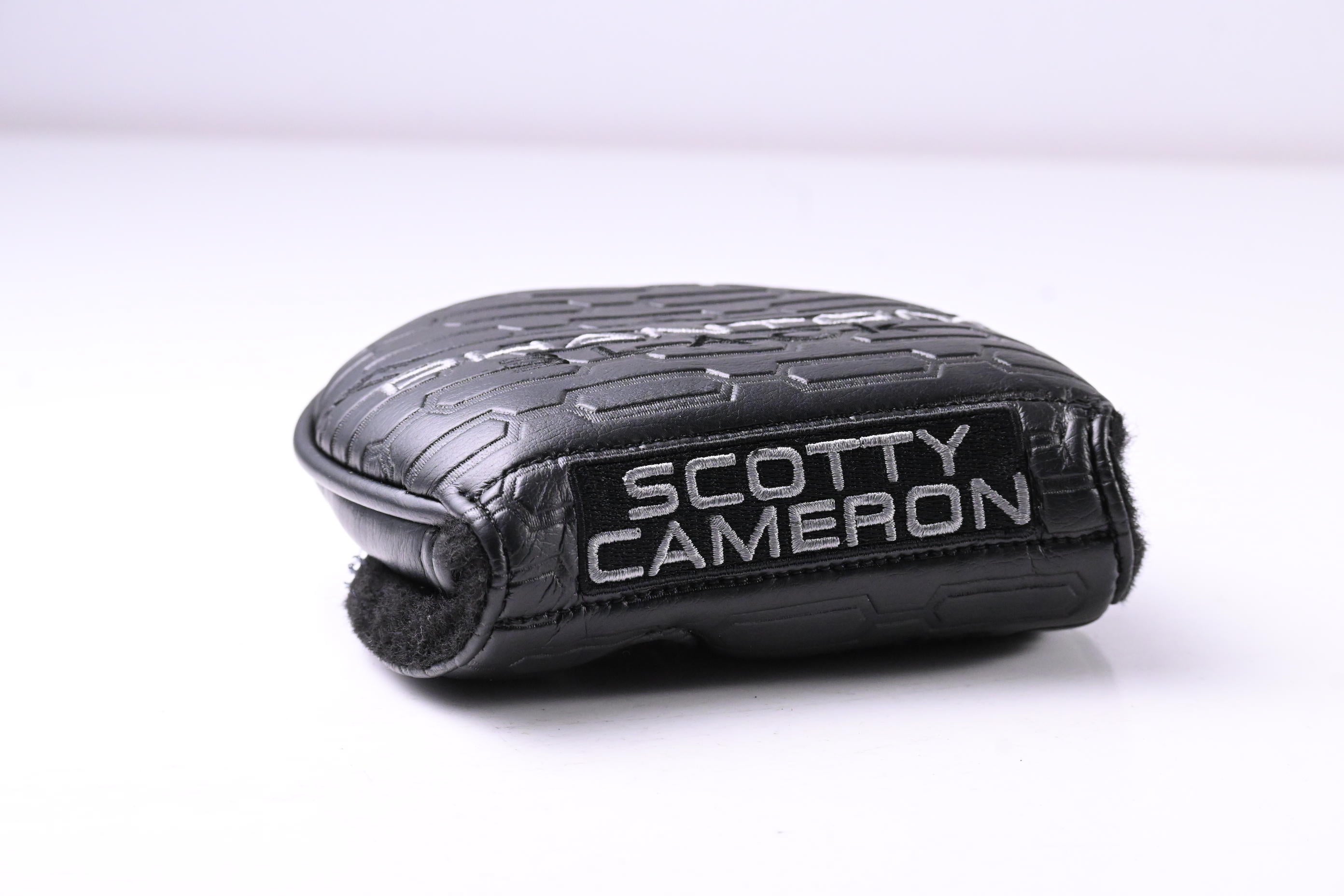 Scotty Cameron Phantom Black 5.5 Putter / 35 Inch