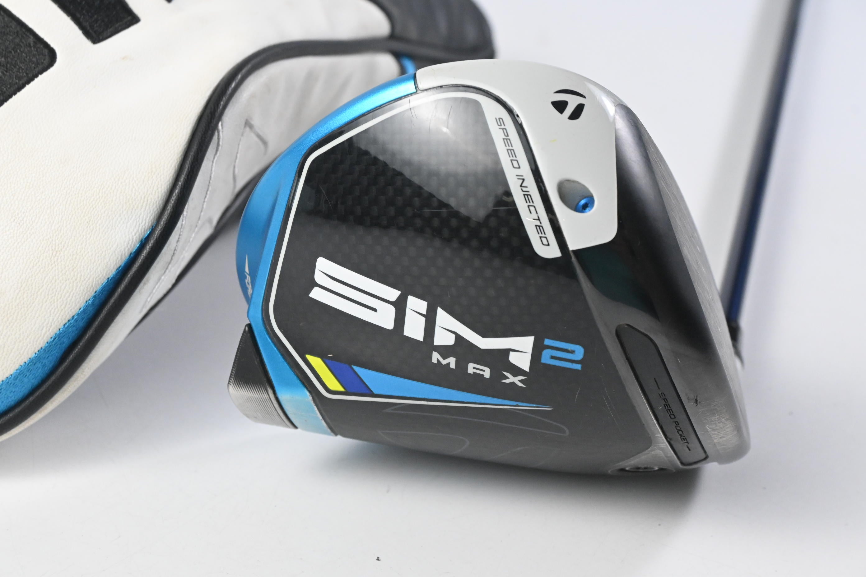 Taylormade SIM2 Max Driver / 10.5 Degree / Stiff Flex Ventus Blue 5 Shaft