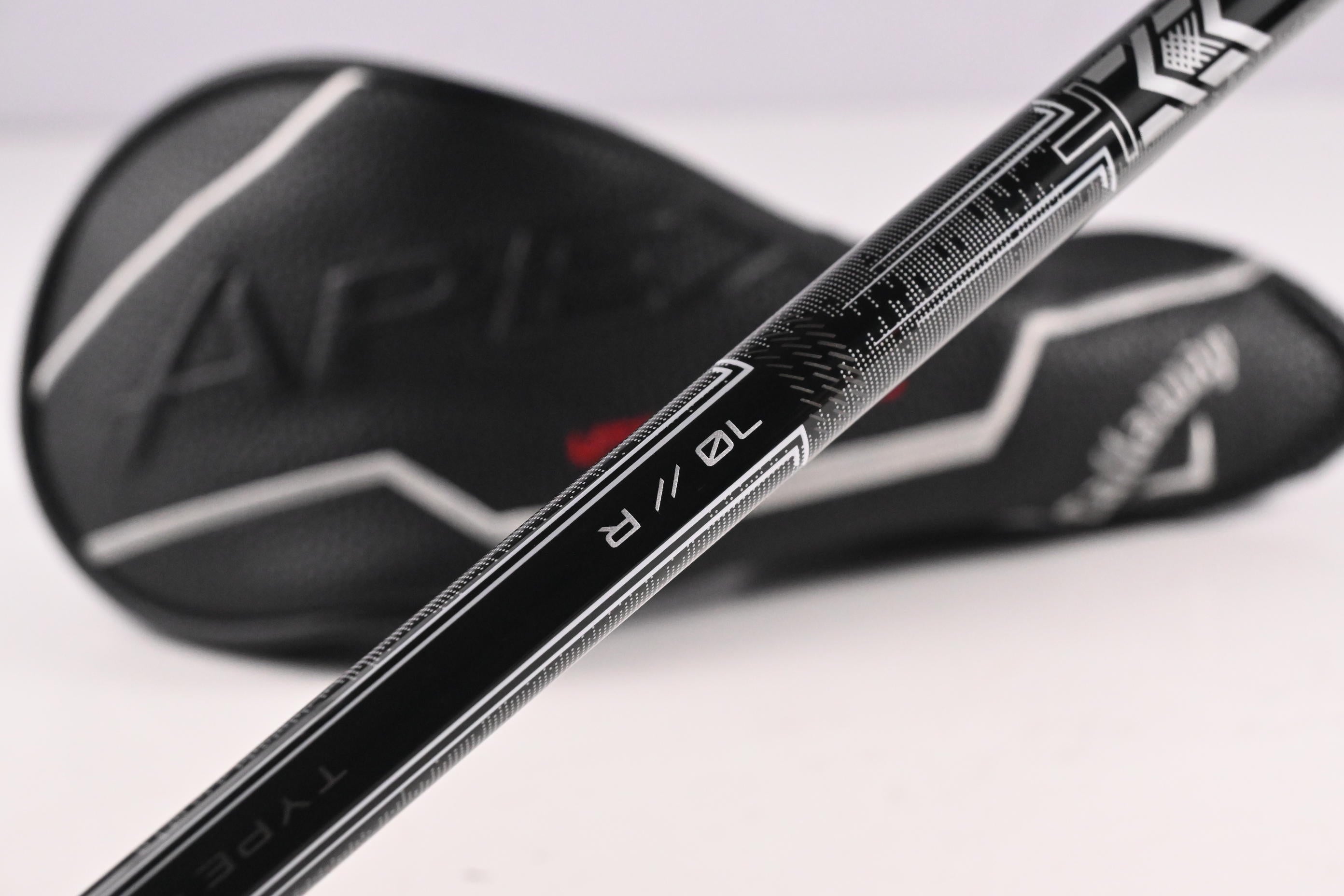 Callaway Apex UW 2025 #2 Hybrid / 17 Degree / Regular Flex MMT 70 Shaft
