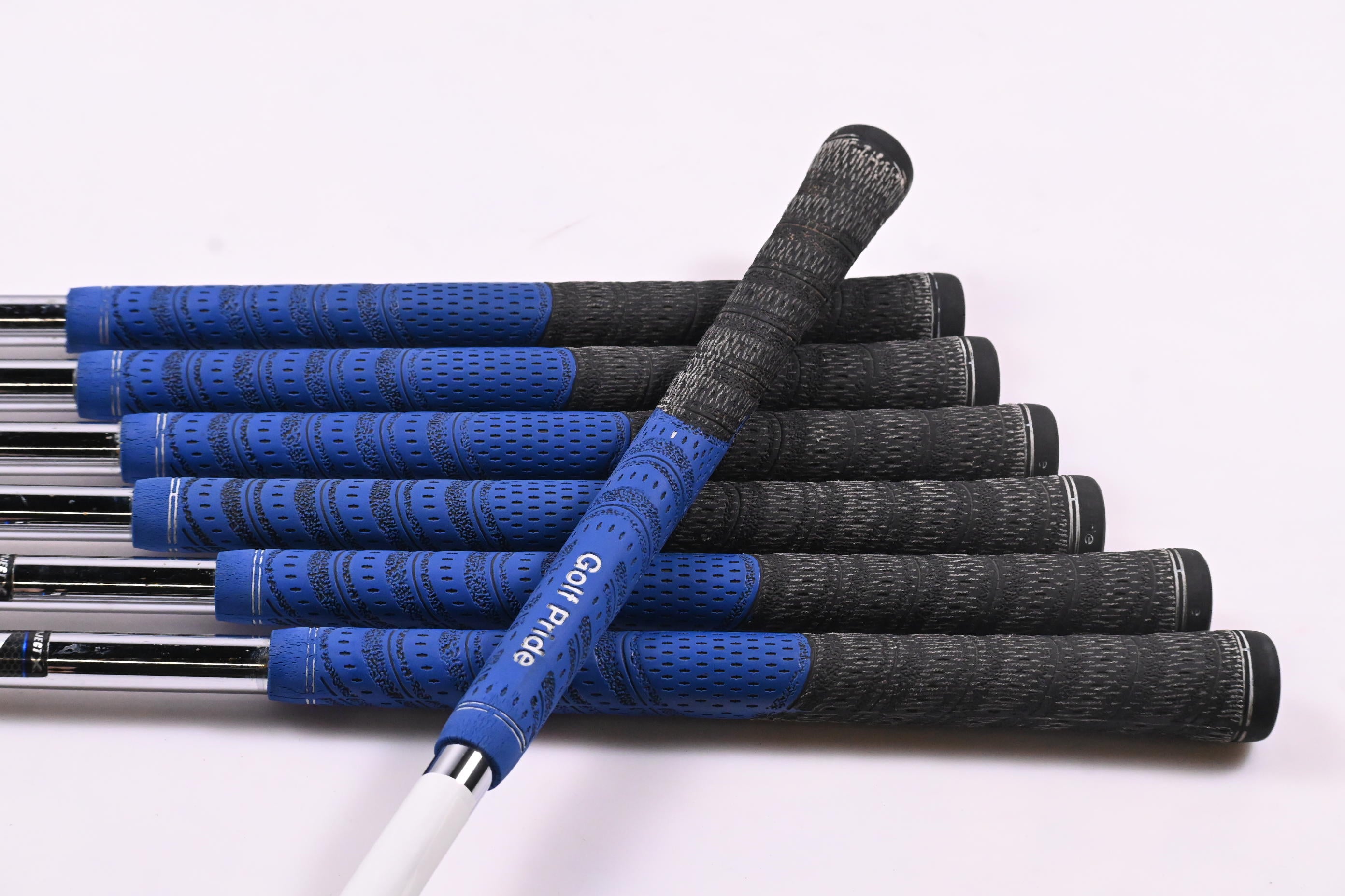 Callaway Rogue ST Pro Irons / 4-PW / X-Flex Rifle Tour Flighted 105 Shafts