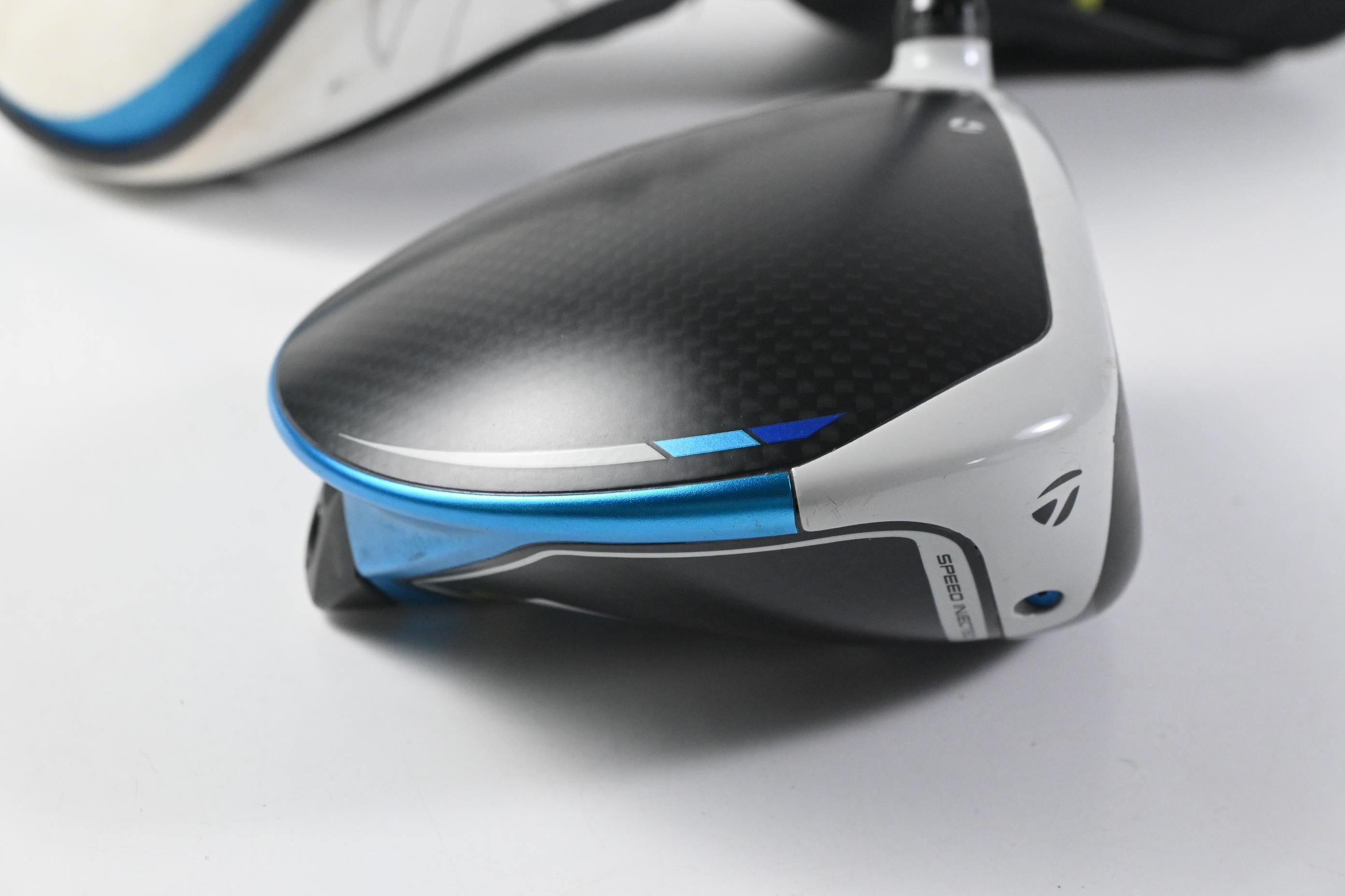 Taylormade SIM2 Max Driver / 10.5 Degree / Stiff Flex Ventus Blue 5 Shaft