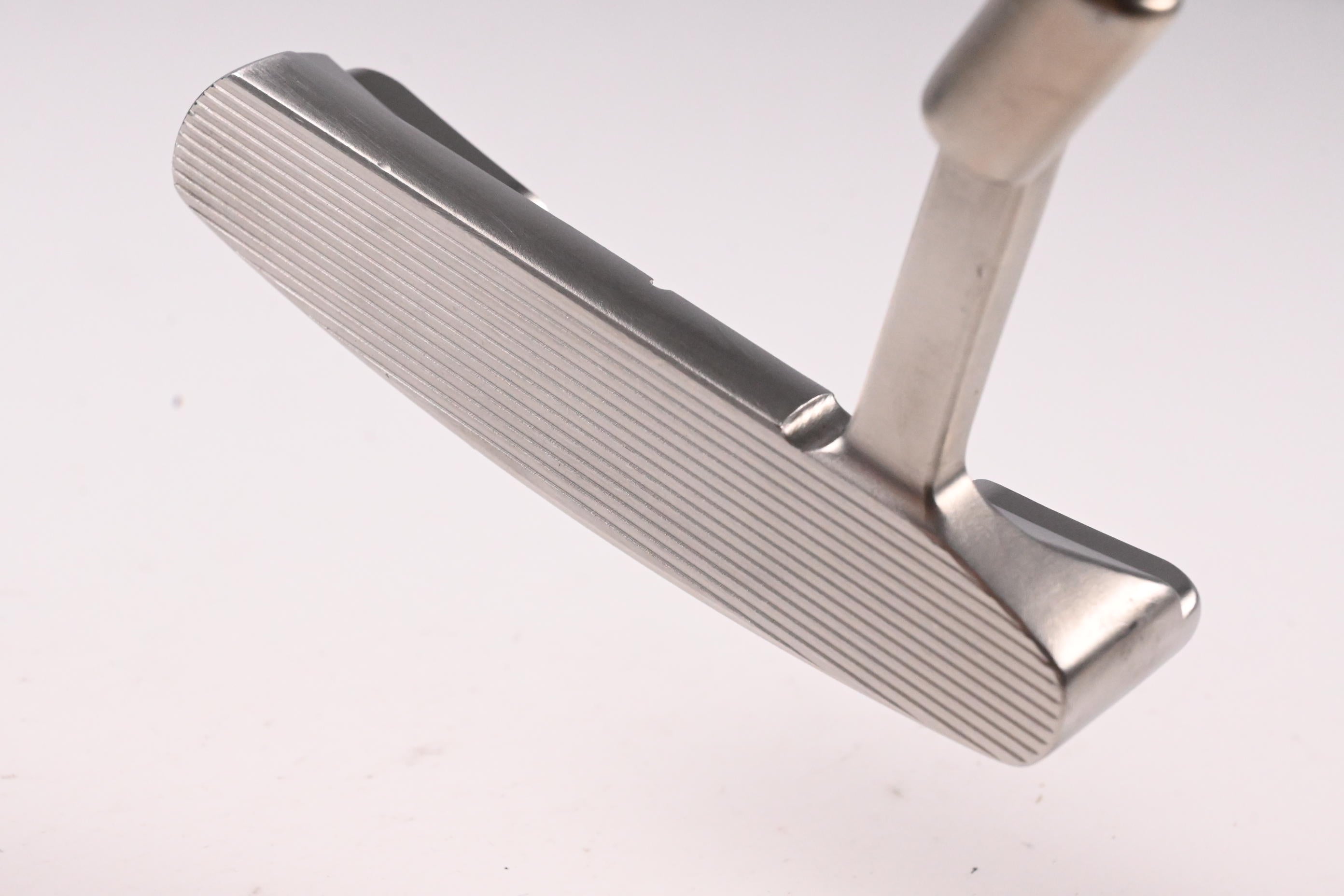 Rife Aussie Tour Edition Putter / 32 Inch