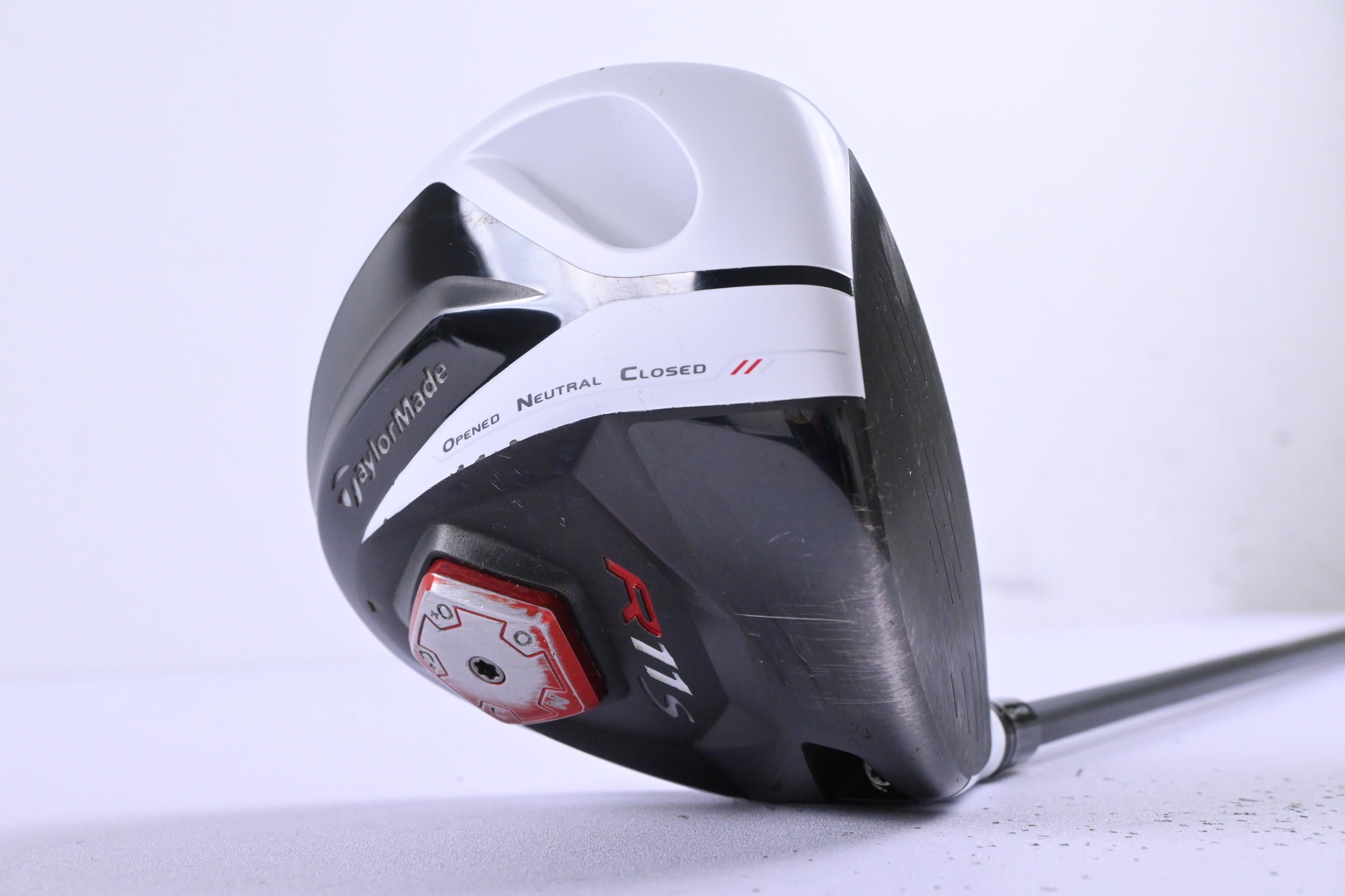 Taylormade R11S Driver / 10.5 Degree / Regular Flex RIP Phenom 60 Shaft