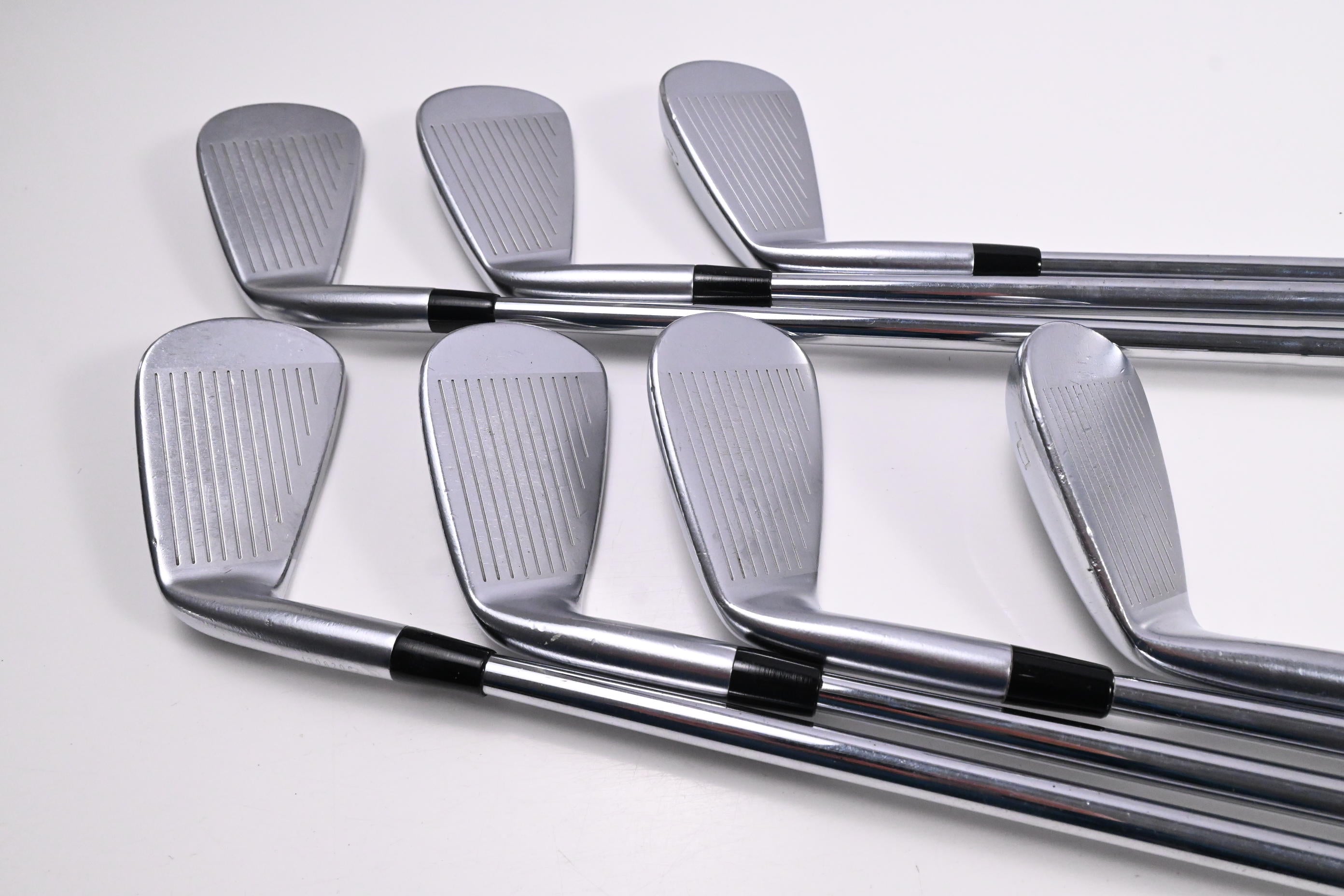 Mizuno JPX 919 Forged Irons / 4-PW / Stiff Flex Dynamic Gold 105 S300 Shafts