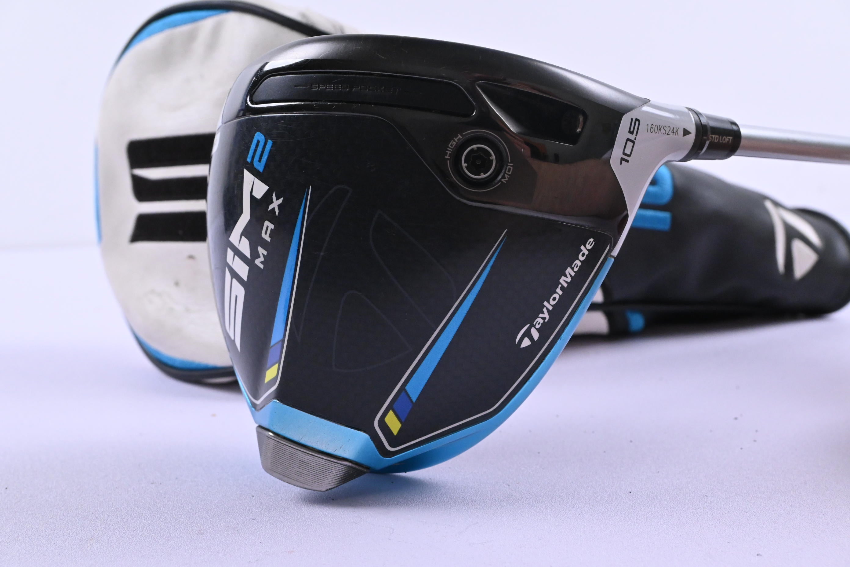Taylormade SIM 2 Max Driver / 10.5 Degree / Stiff Flex Kuro Kage 60 Shaft
