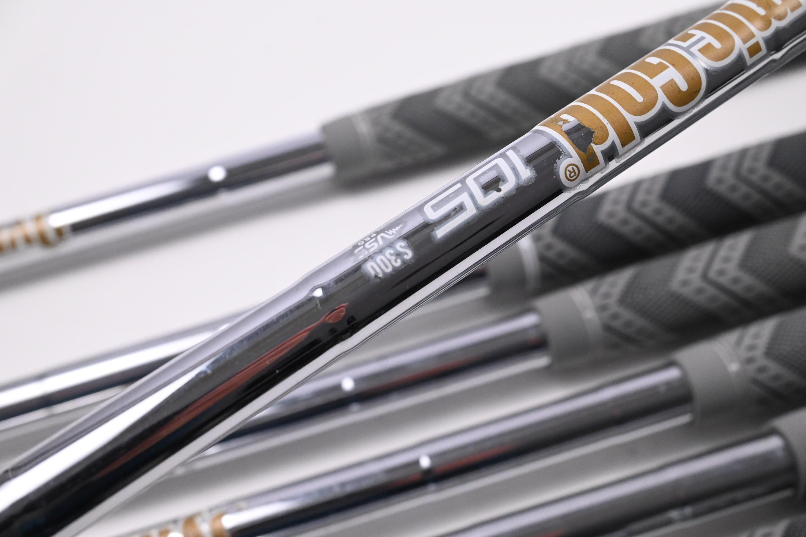 Mizuno JPX 919 Forged Irons / 4-PW / Stiff Flex Dynamic Gold 105 S300 Shafts