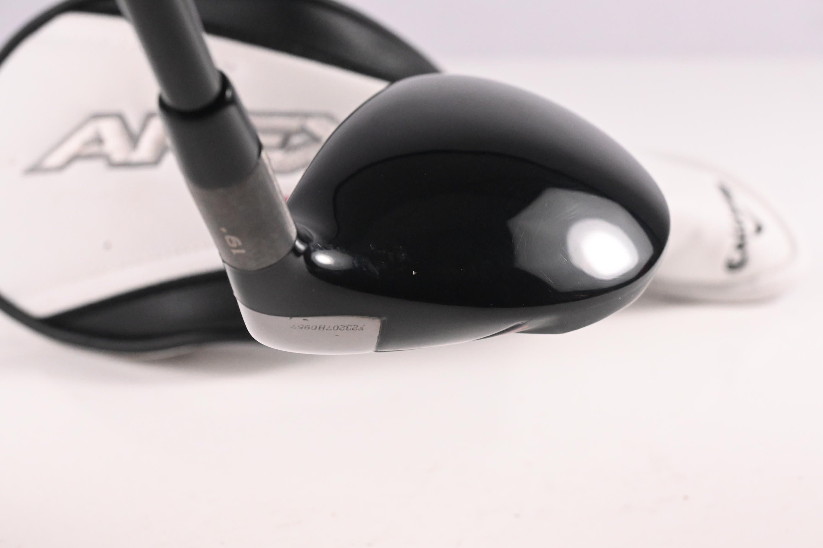 Callaway Apex UW 24 #3 Hybrid / 19 Degree / Regular Flex MMT 70 Shaft