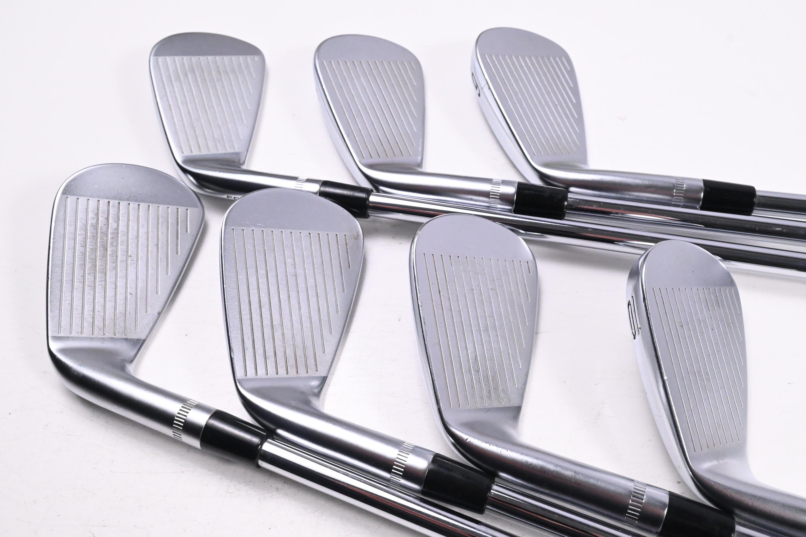 Callaway Apex CB 24 Irons / 4-10i / Stiff Flex Dynamic Gold MID 115 S300 Shafts