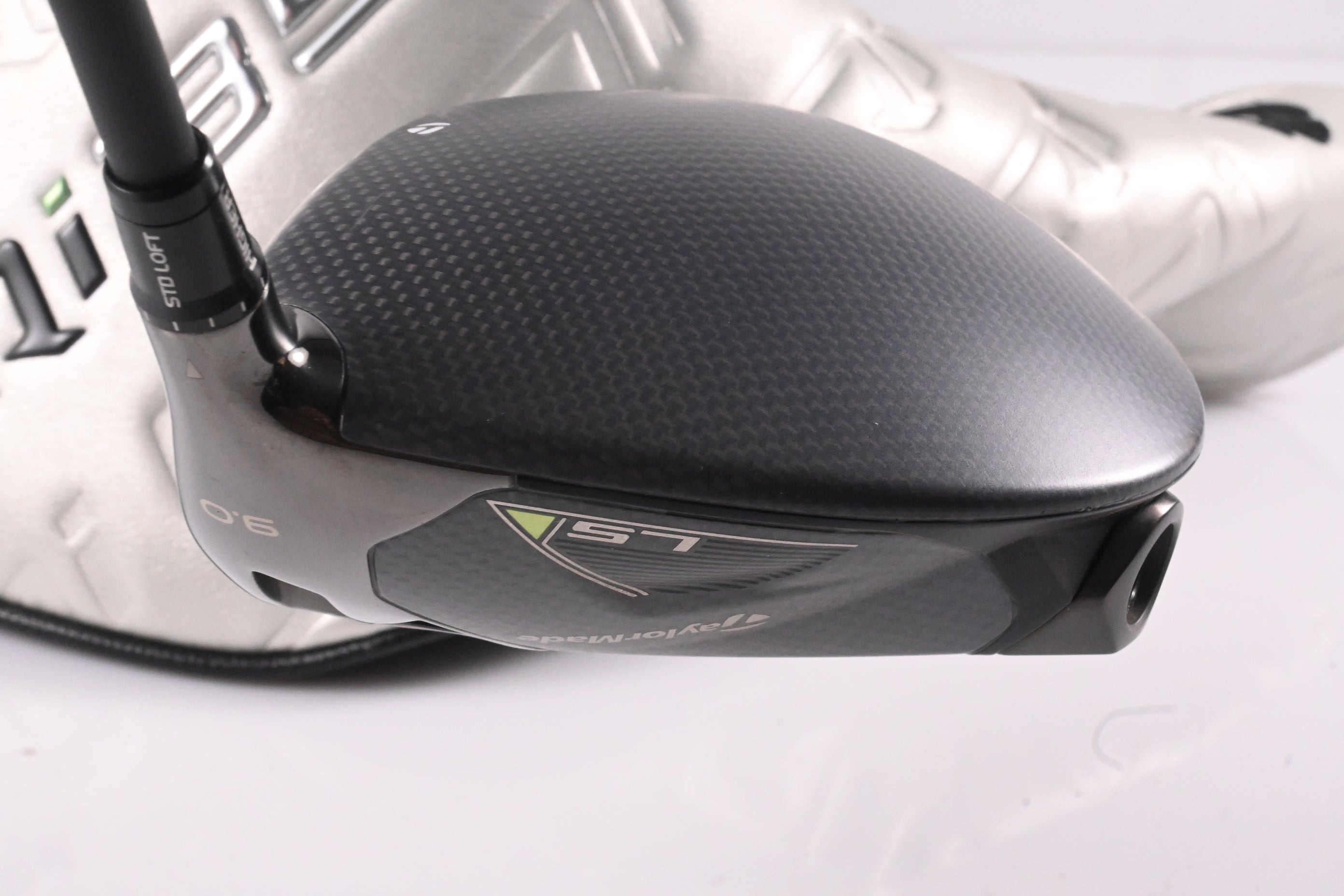 Taylormade Qi35 LS Driver / 9 Degree / Stiff Flex Kai'li Blue CB Dark Wave 60