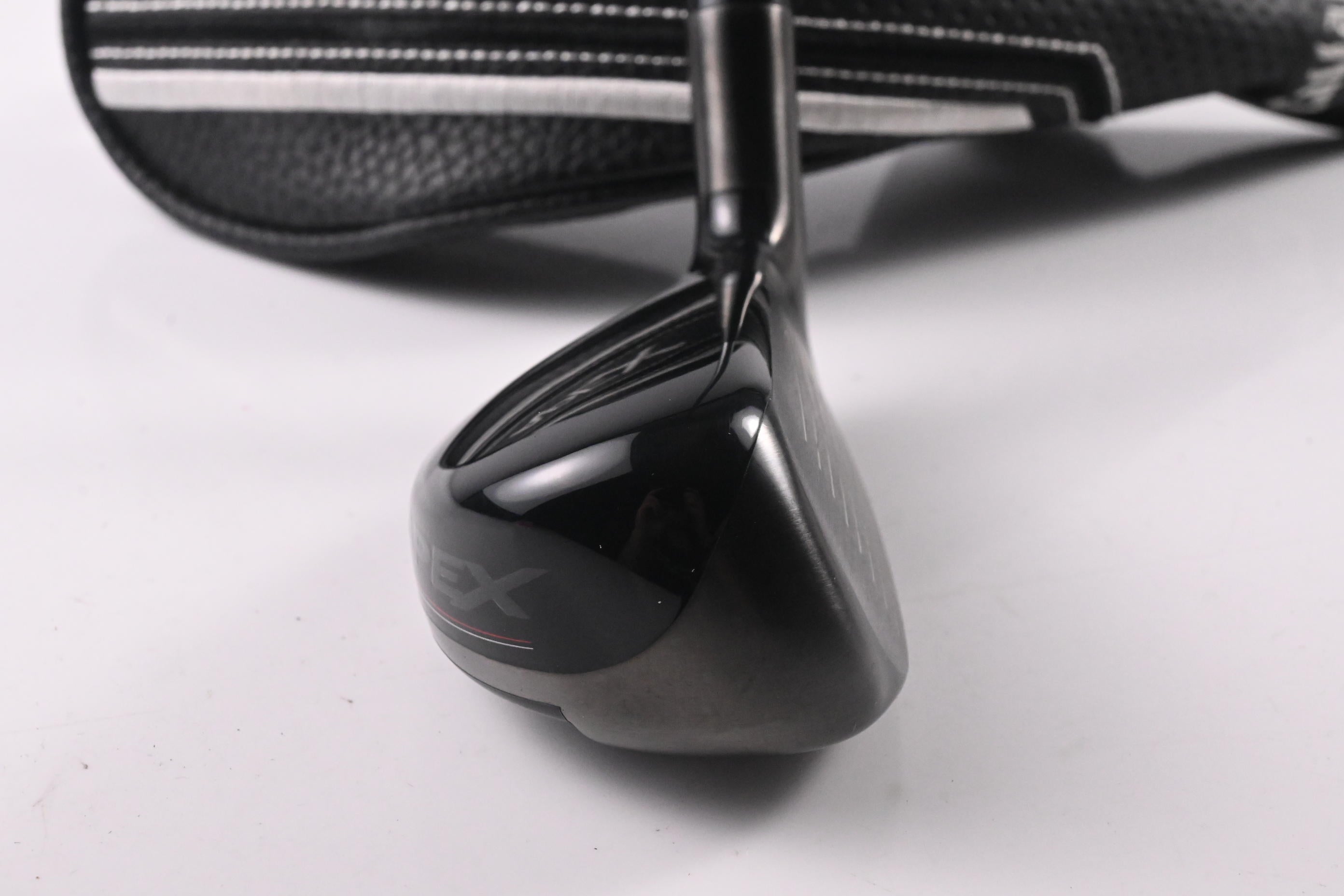 Callaway Apex 2019 #4 Hybrid / 23 Degree / Regular Flex Catalyst 70 Shaft