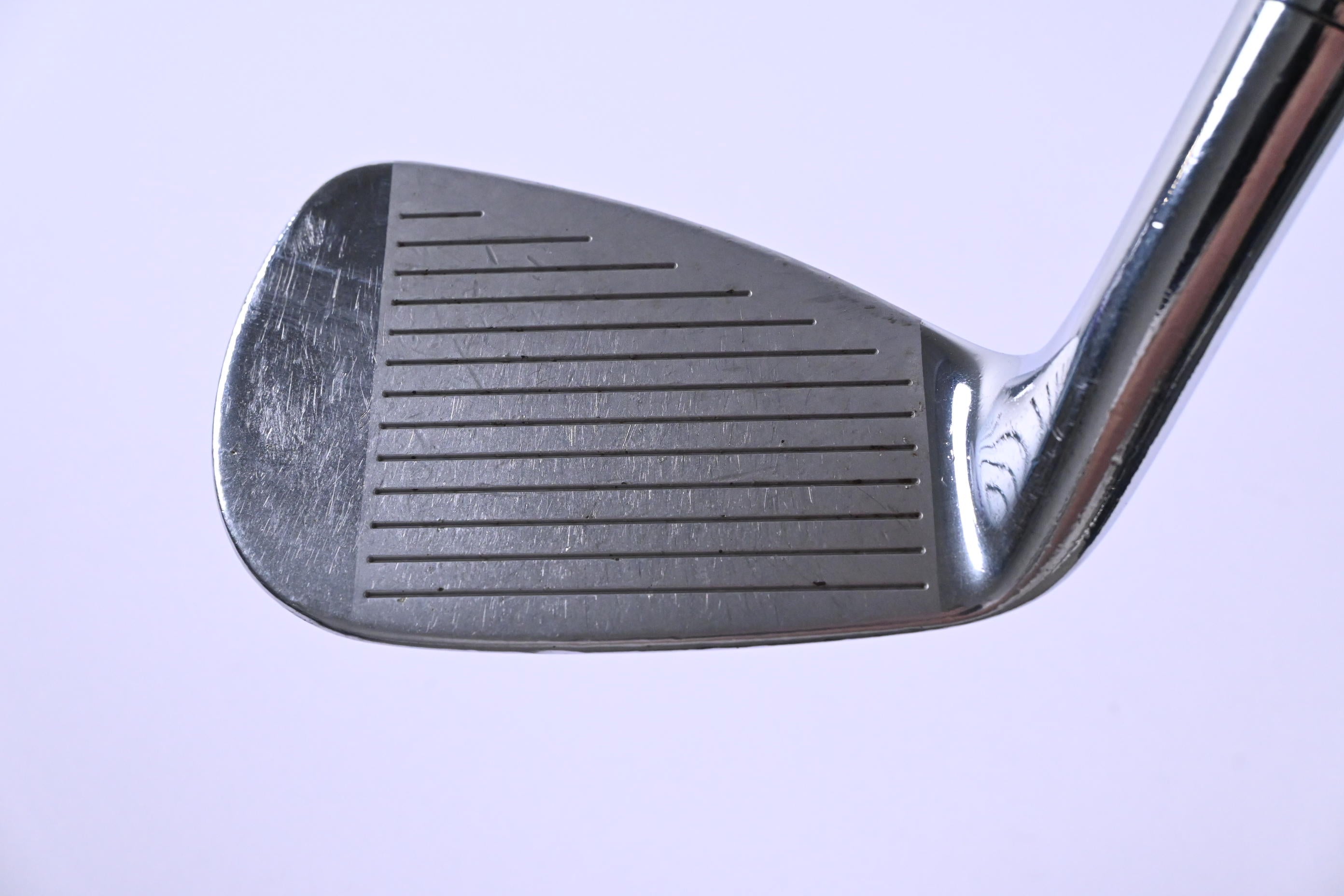 Titleist 735.CM #9 Iron / Regular Flex Dynamic Gold R300 Shaft