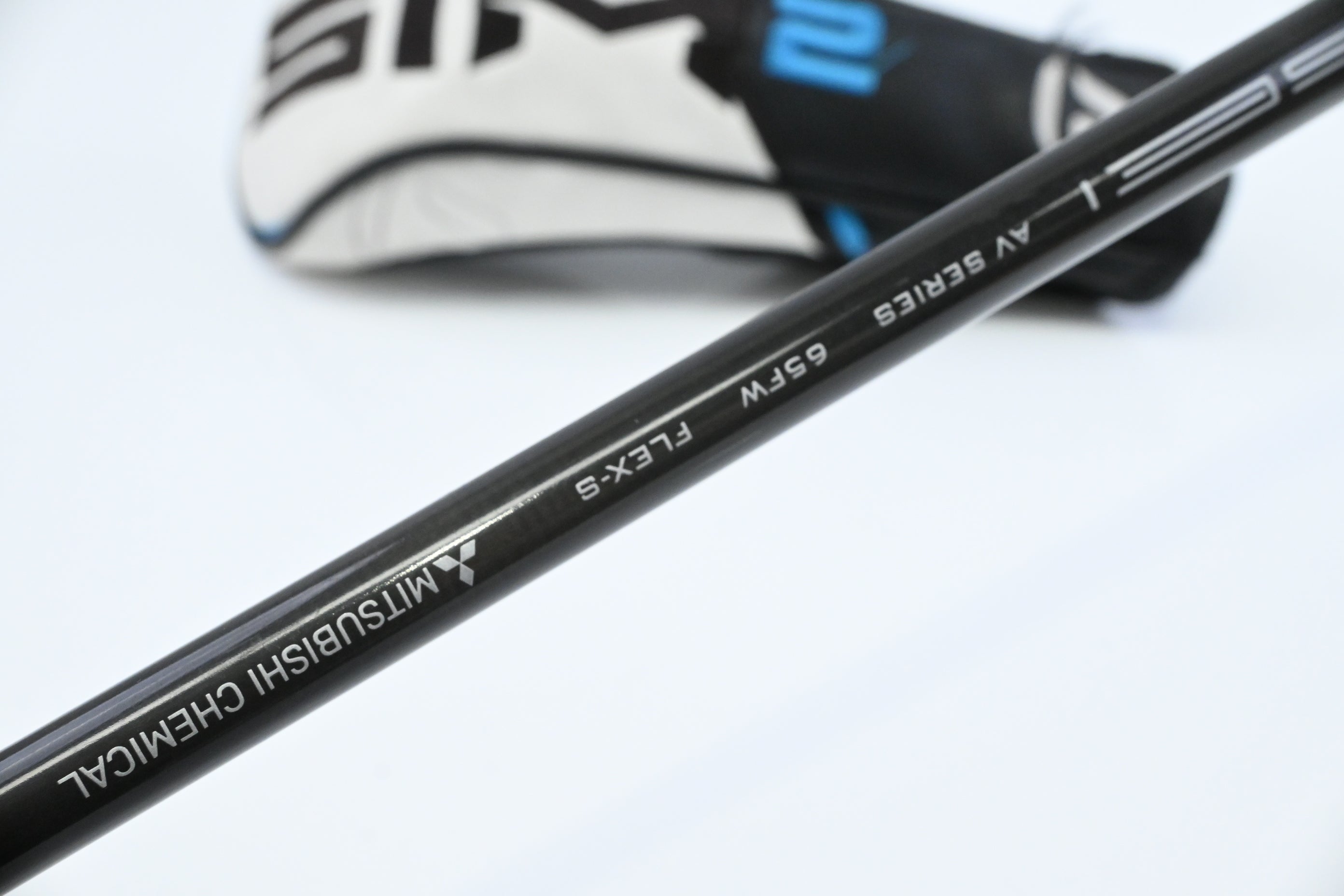 Taylormade SIM2 Ti #3 Wood / 15 Degree / Stiff Flex Tensei AV Raw Blue 65 Shaft